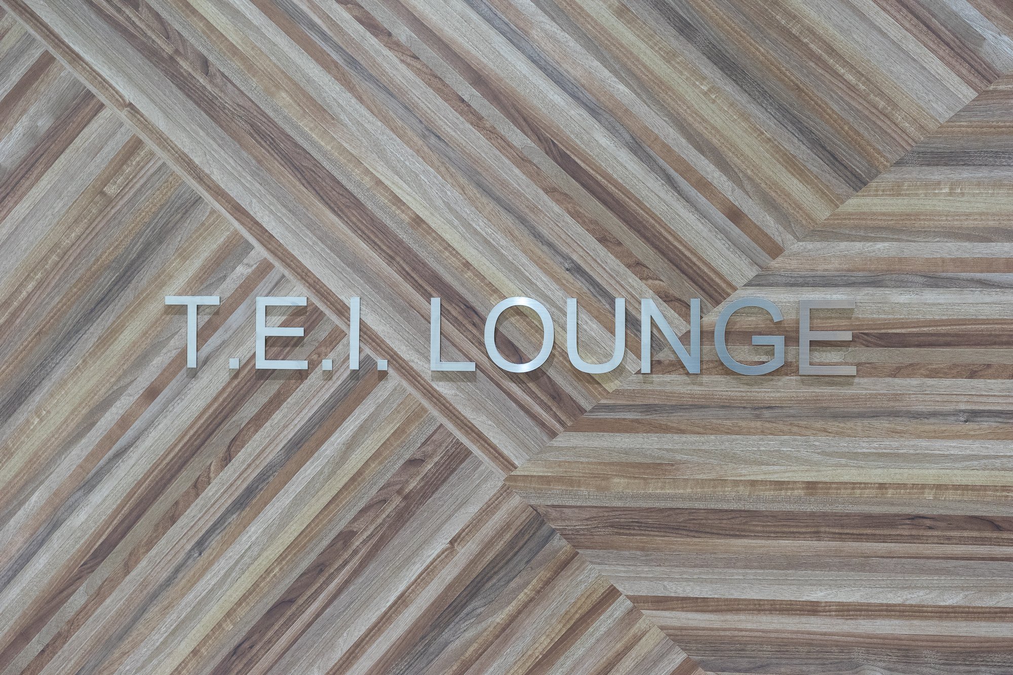 #5 of 5 images of T.E.I. Lounge (Temporarily Closed)