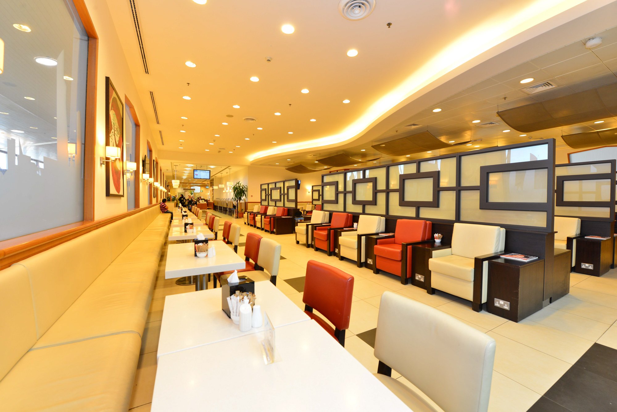 #4 of 5 images of Pearl Lounge