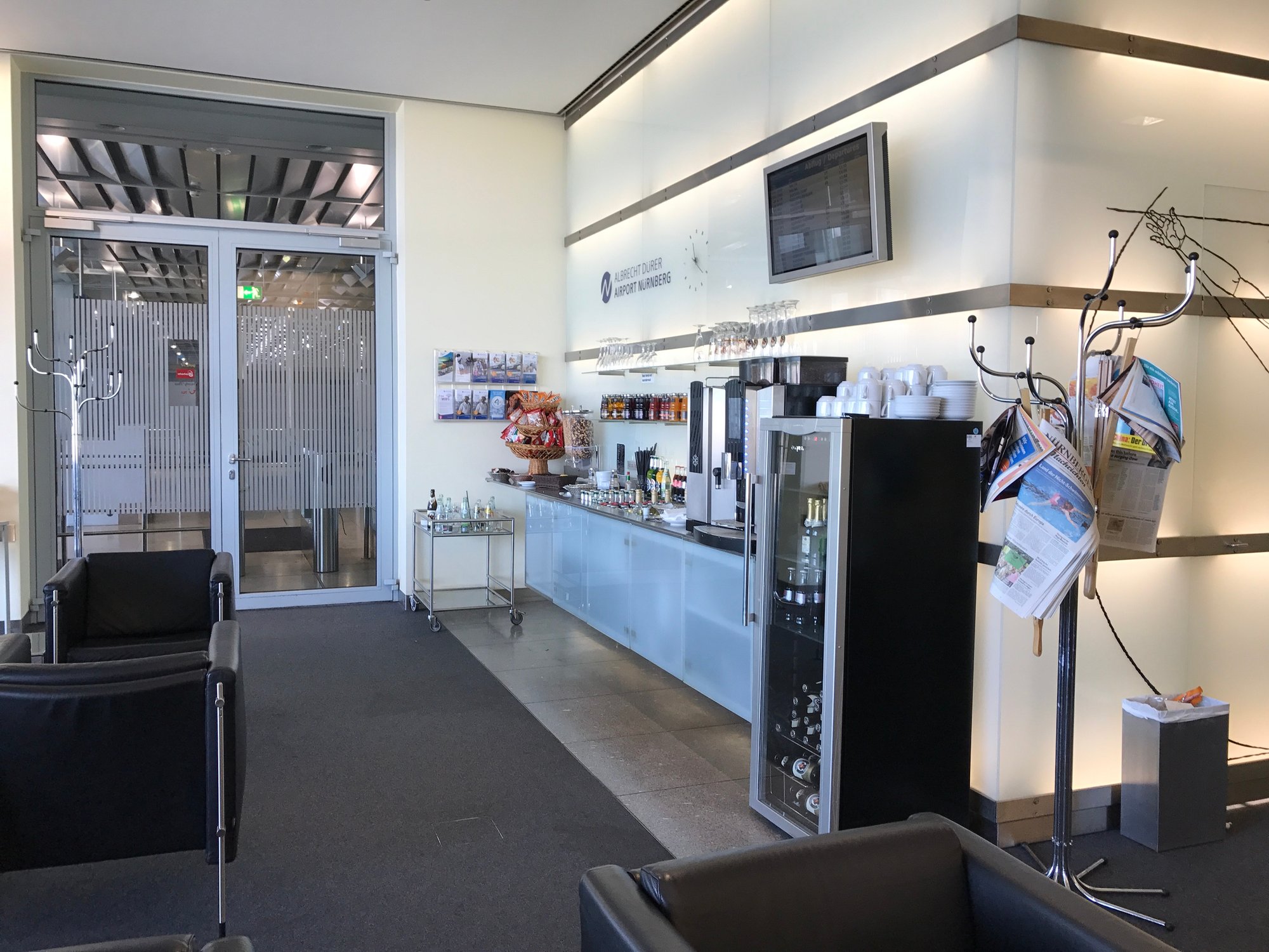 #2 of 5 images of Duerer Lounge