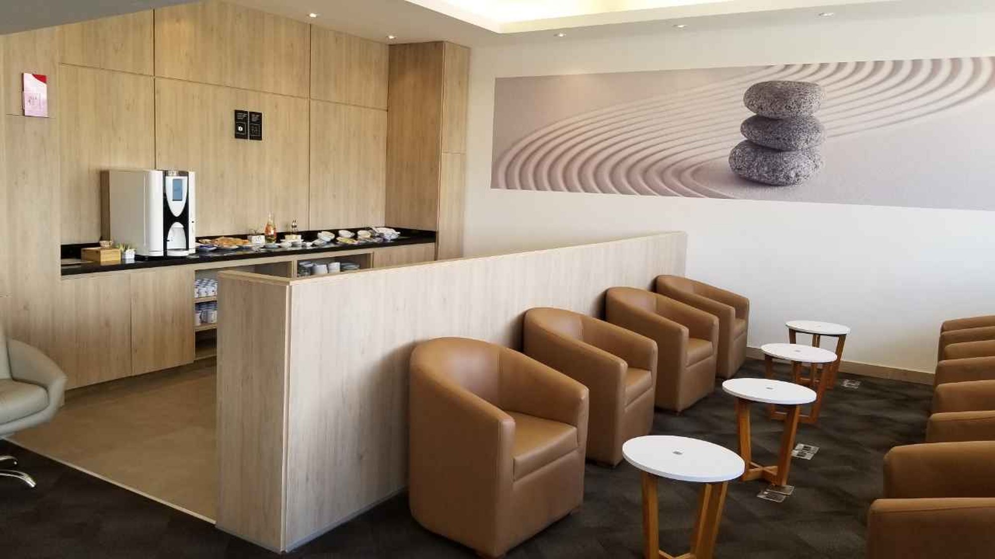 #1 of 2 images of Harmony Lounge