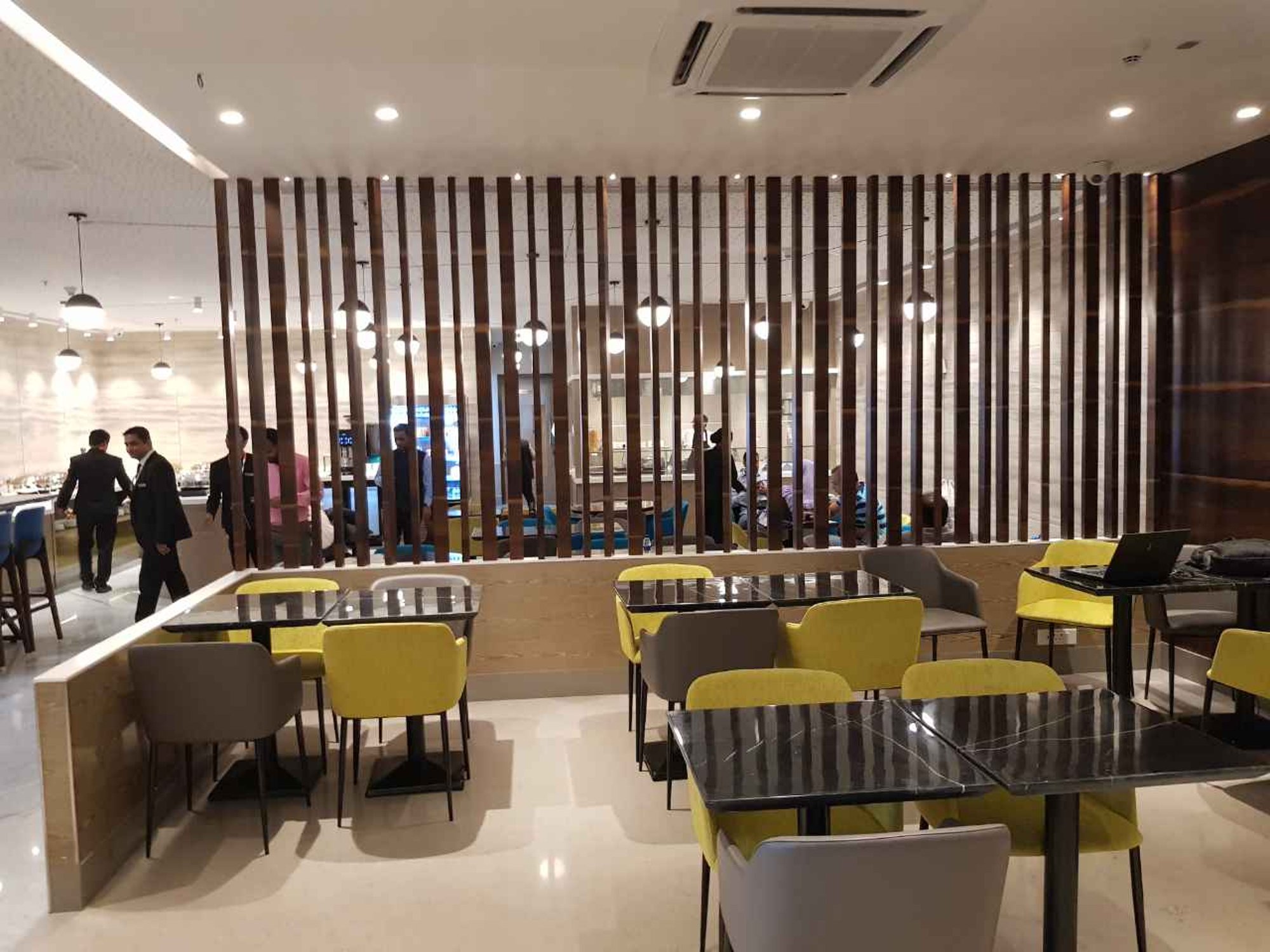 #3 of 5 images of Travel Club Lounge (Temporarily Closed)