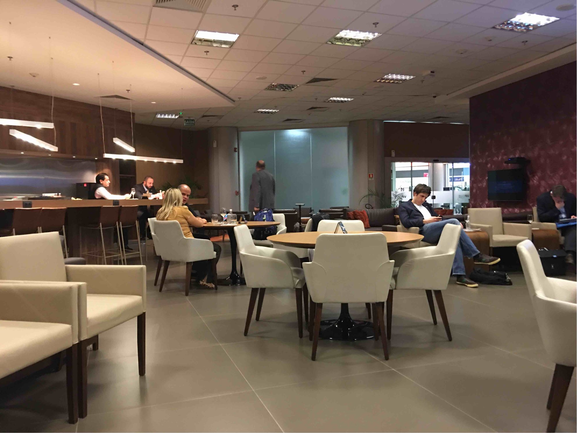 #2 of 3 images of Aeroportos VIP Club