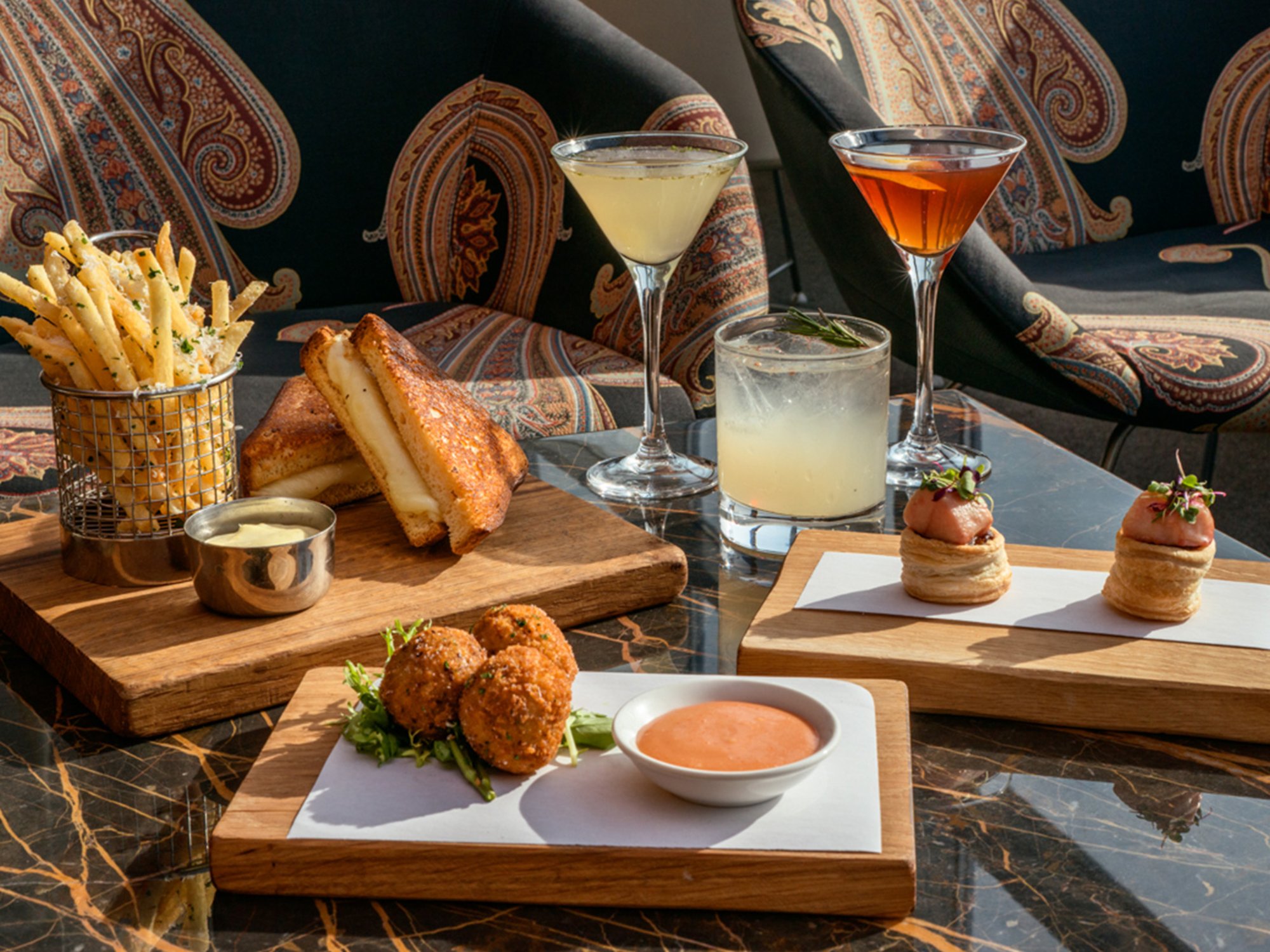 #3 of 5 images of Virgin Atlantic Clubhouse