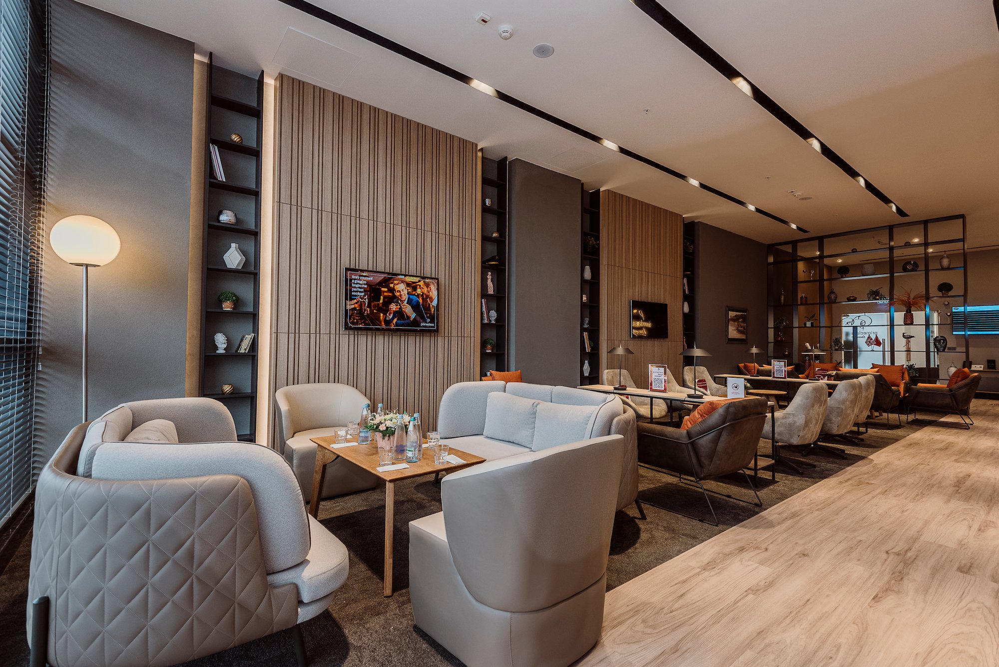 #1 of 5 images of Primeclass Lounge