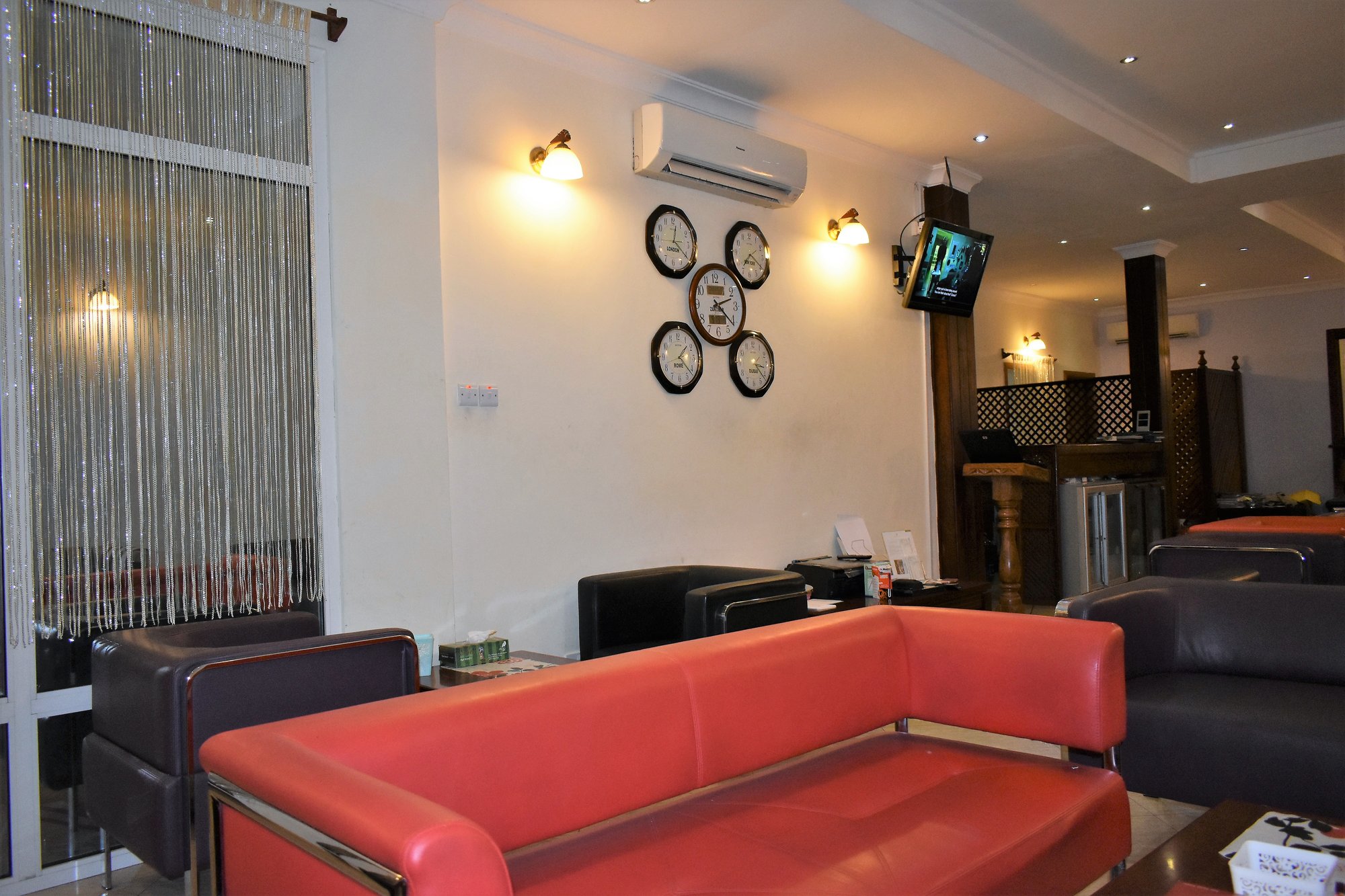 #2 of 5 images of Paradise Arrival Business Lounge