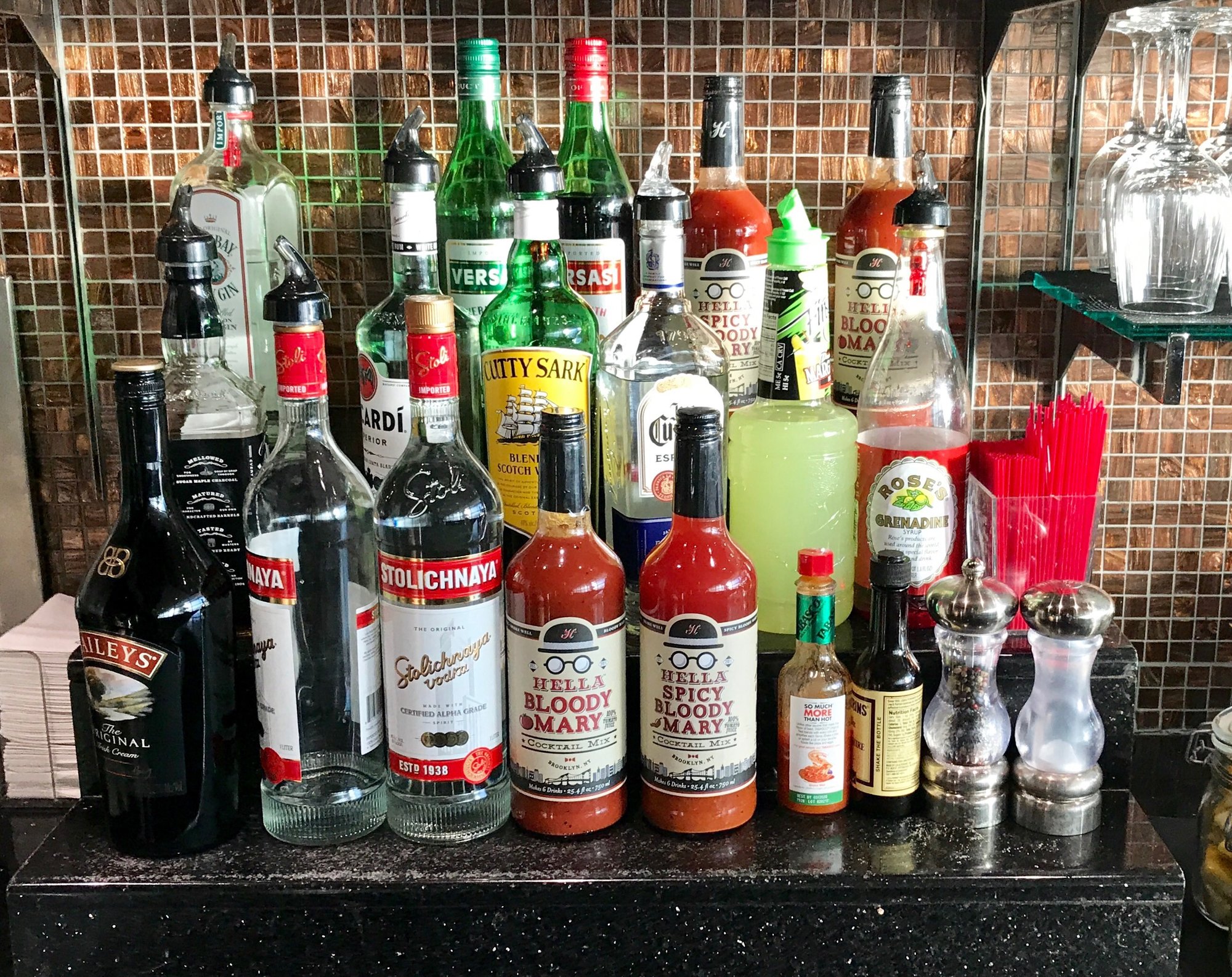 #5 of 5 images of Delta Sky Club