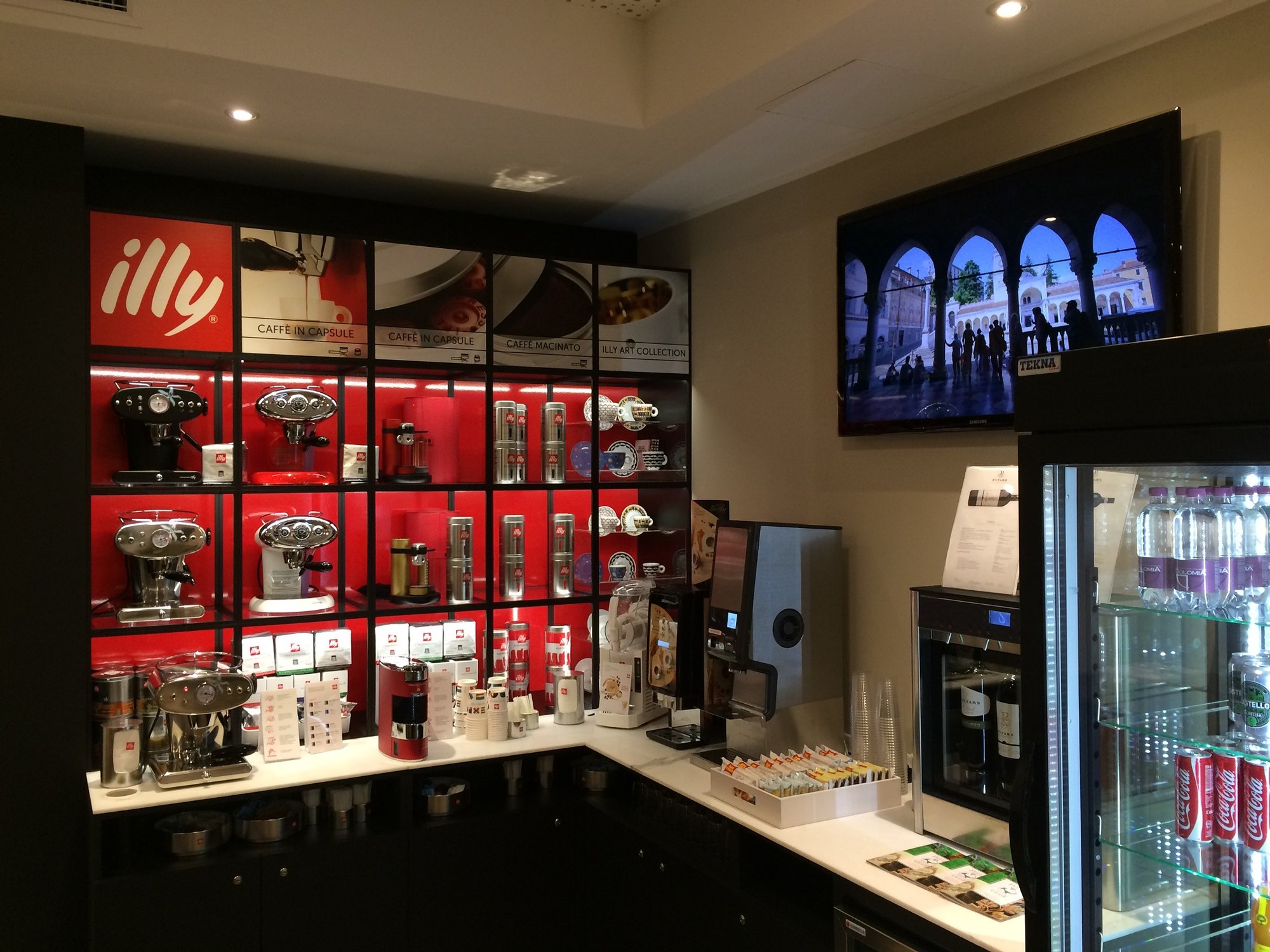 #5 of 5 images of Sala Calligaris