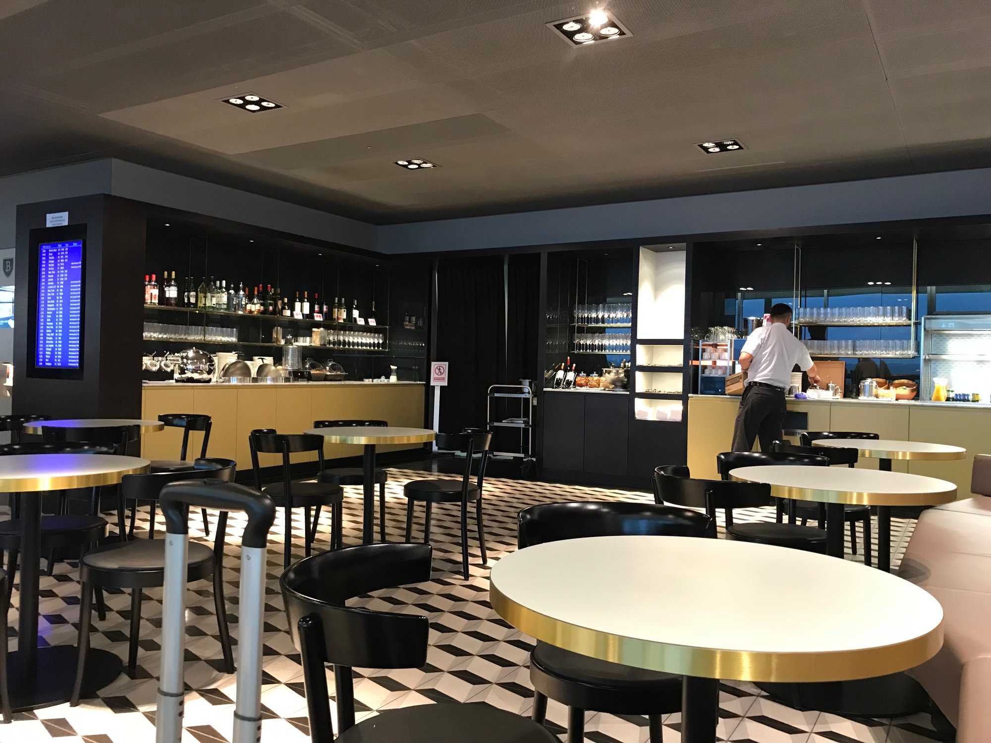 #2 of 5 images of Aspire Lounge (Temporarily Closed)