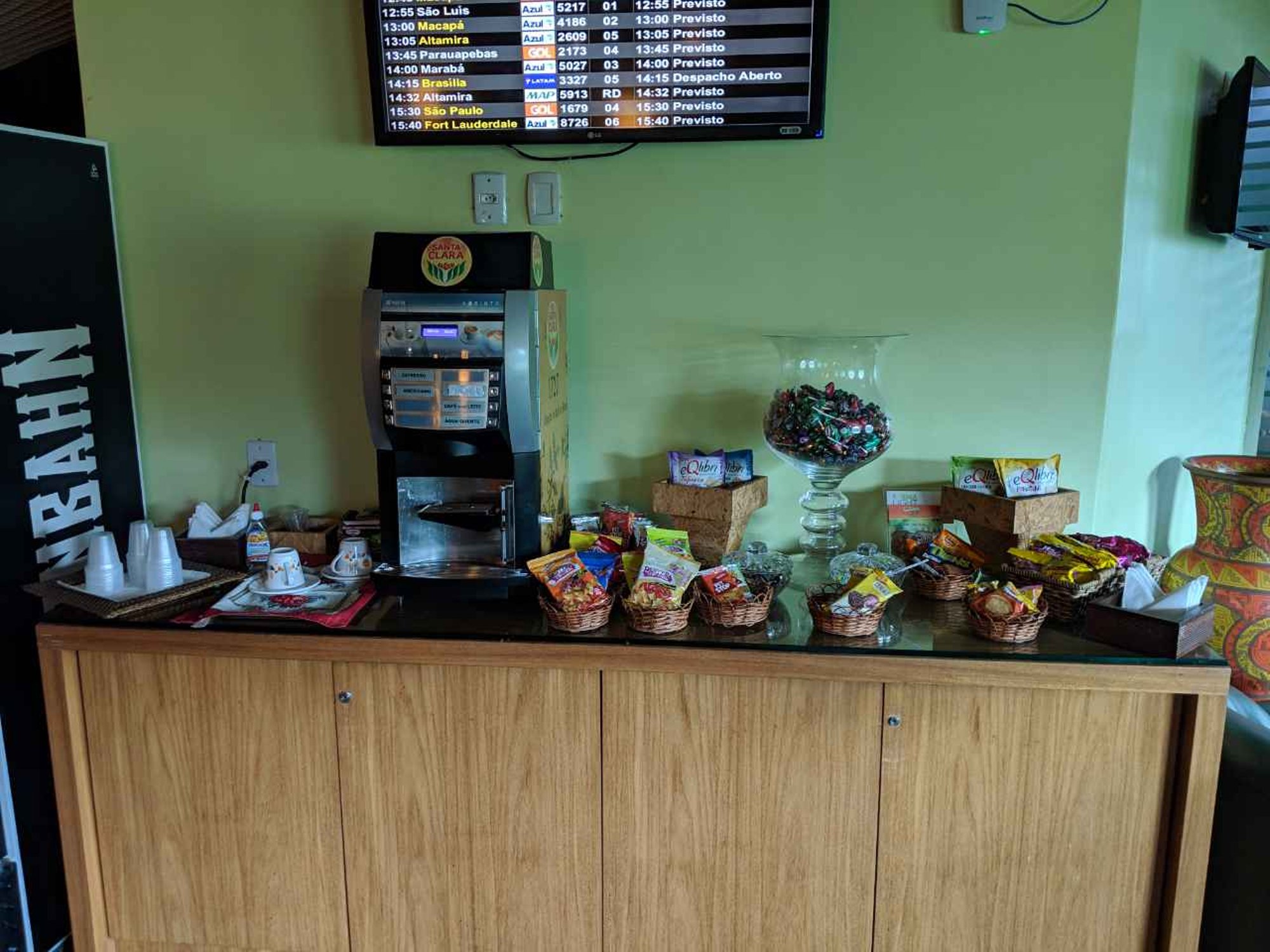 #3 of 3 images of Valeverde VIP Lounge (Temporarily Closed)
