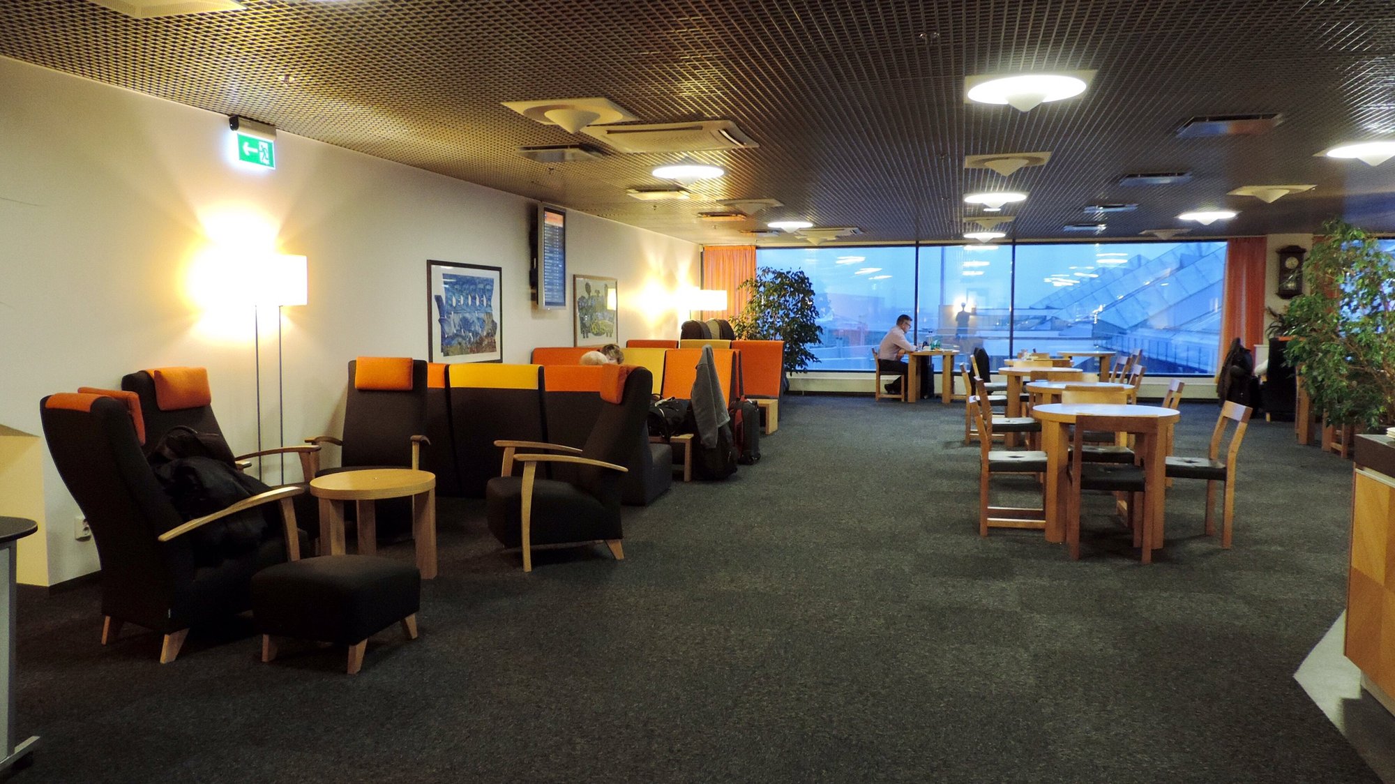 #1 of 5 images of Tallinn Airport LHV Lounge