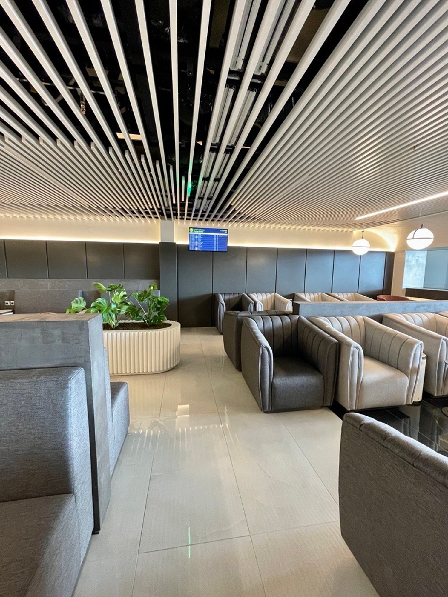 #5 of 5 images of Goldair Handling Lounge