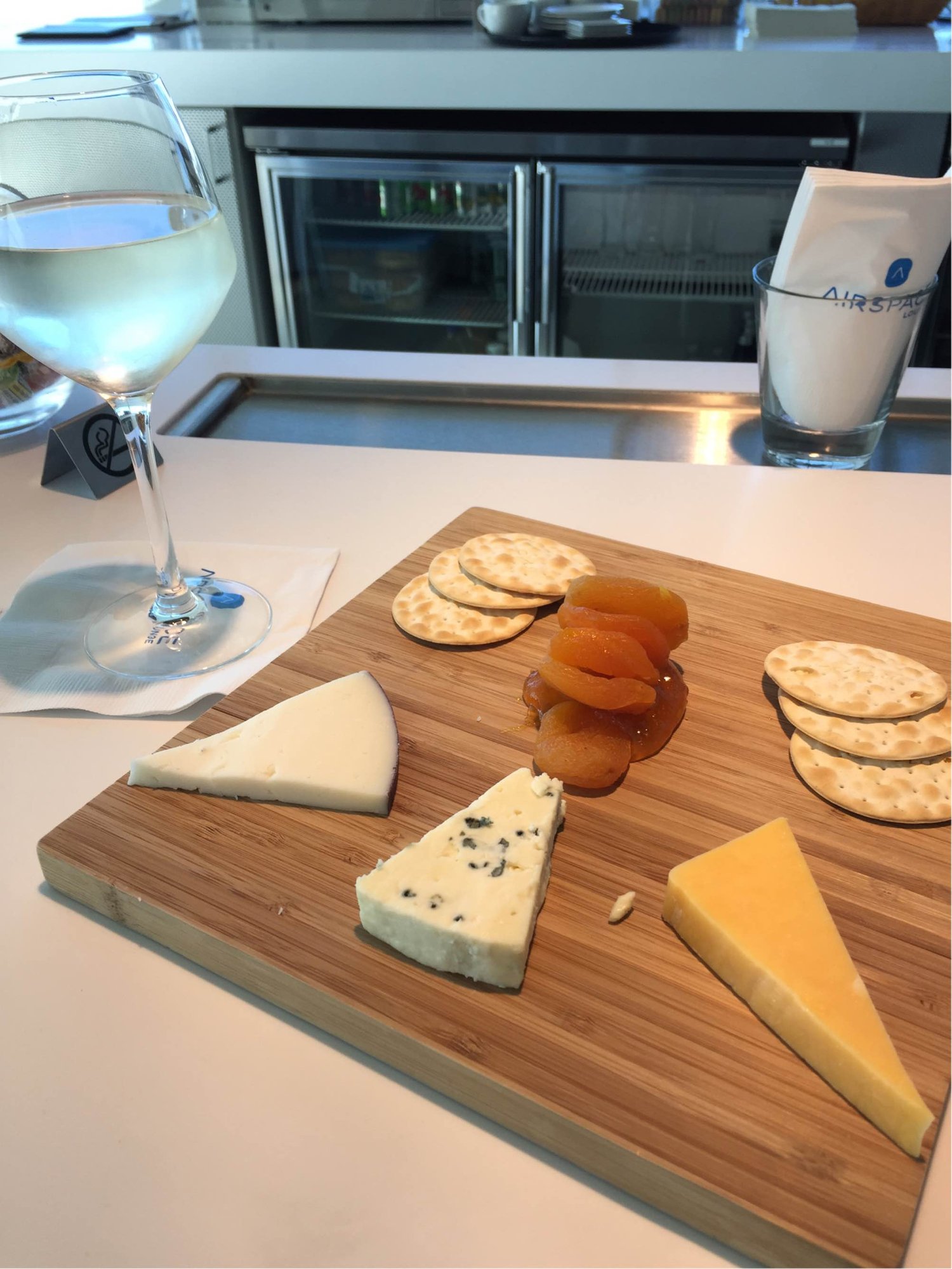 #5 of 5 images of Aspire Lounge