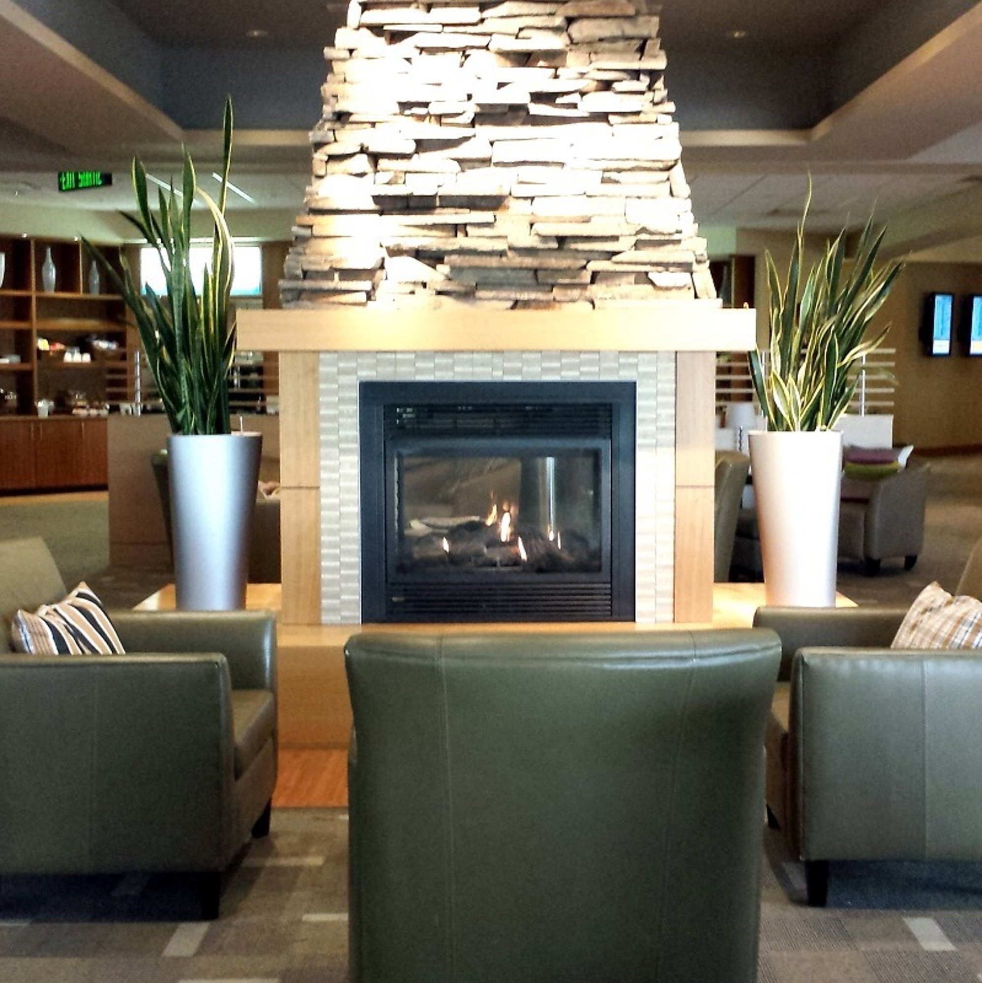 #5 of 5 images of Chinook Lounge (Temporarily Closed)