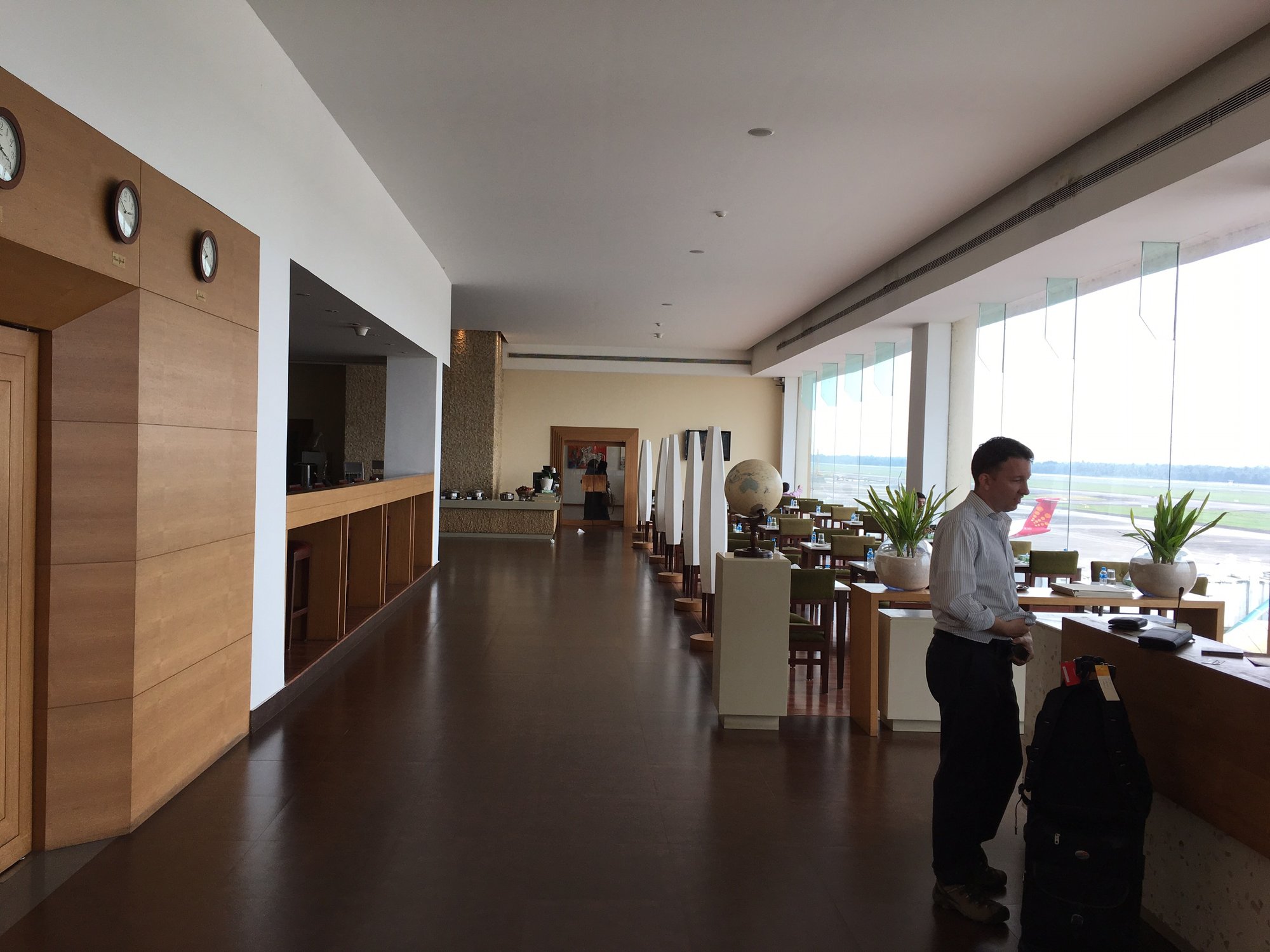 #2 of 5 images of CAFS Earth Lounge