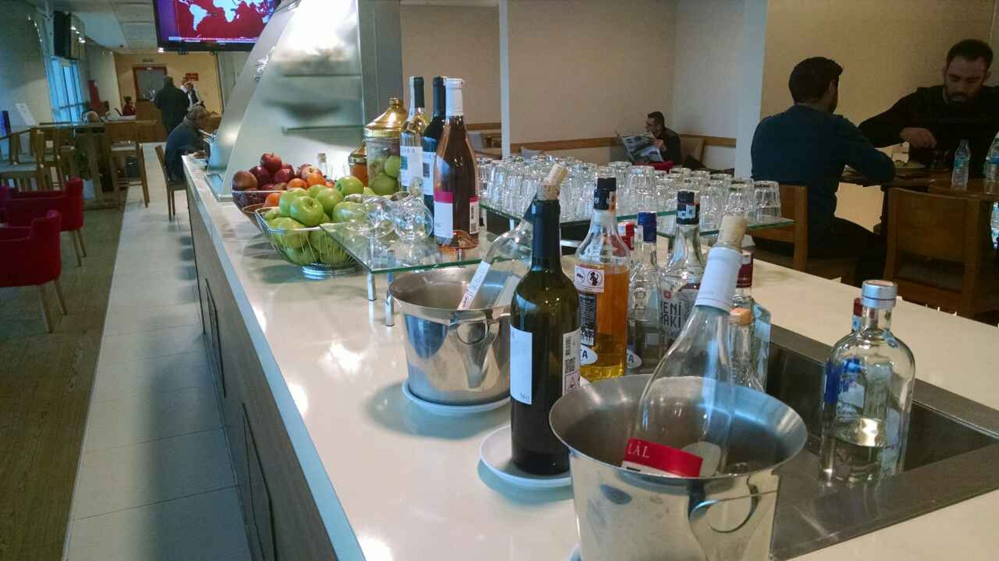 #4 of 5 images of Primeclass Lounge (Temporarily Closed)