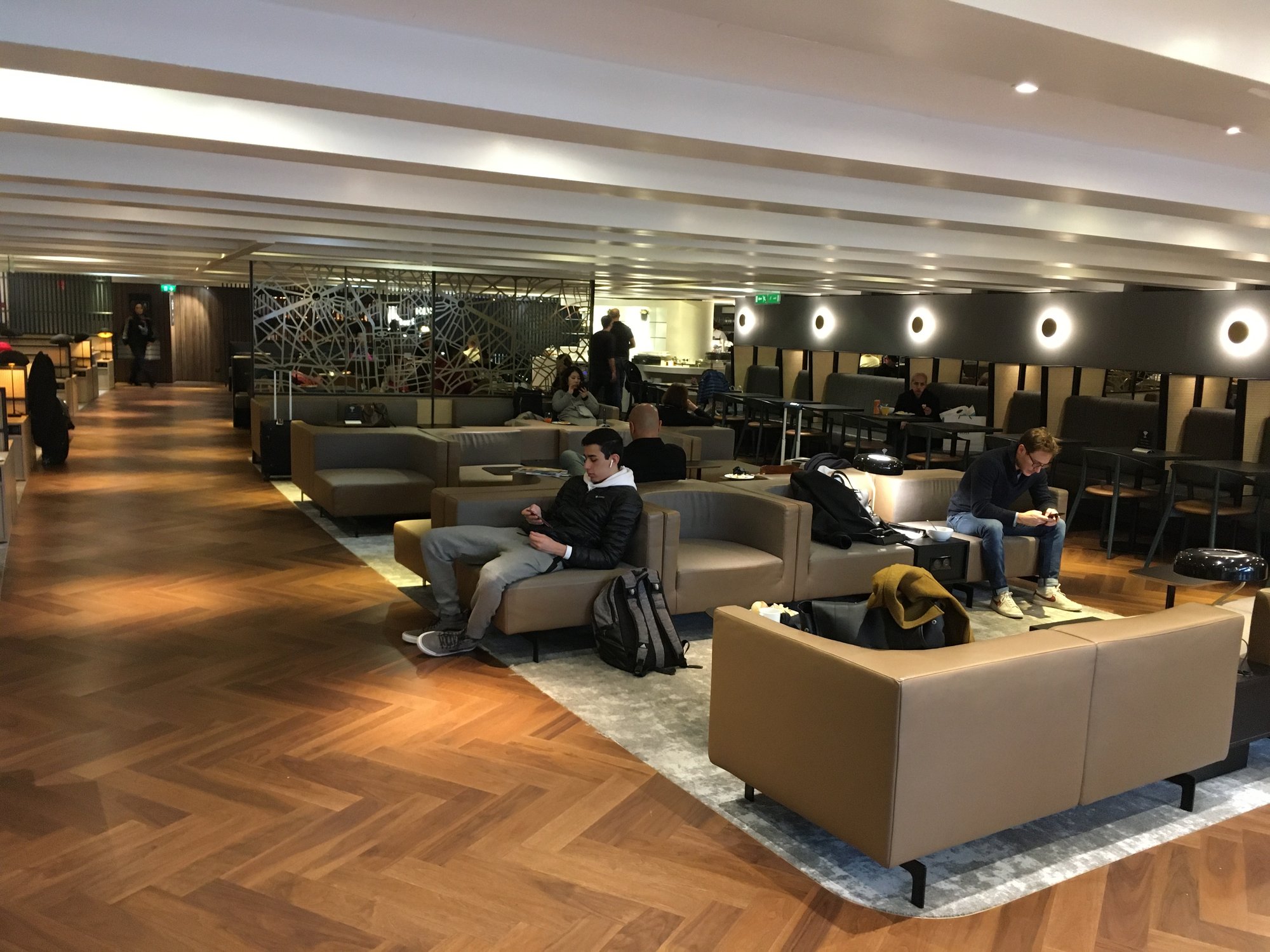 #1 of 5 images of Star Alliance Lounge (Temporarily Closed)