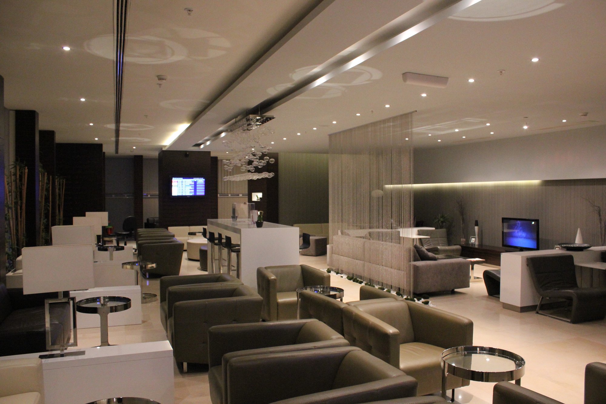#1 of 5 images of Primeclass Lounge