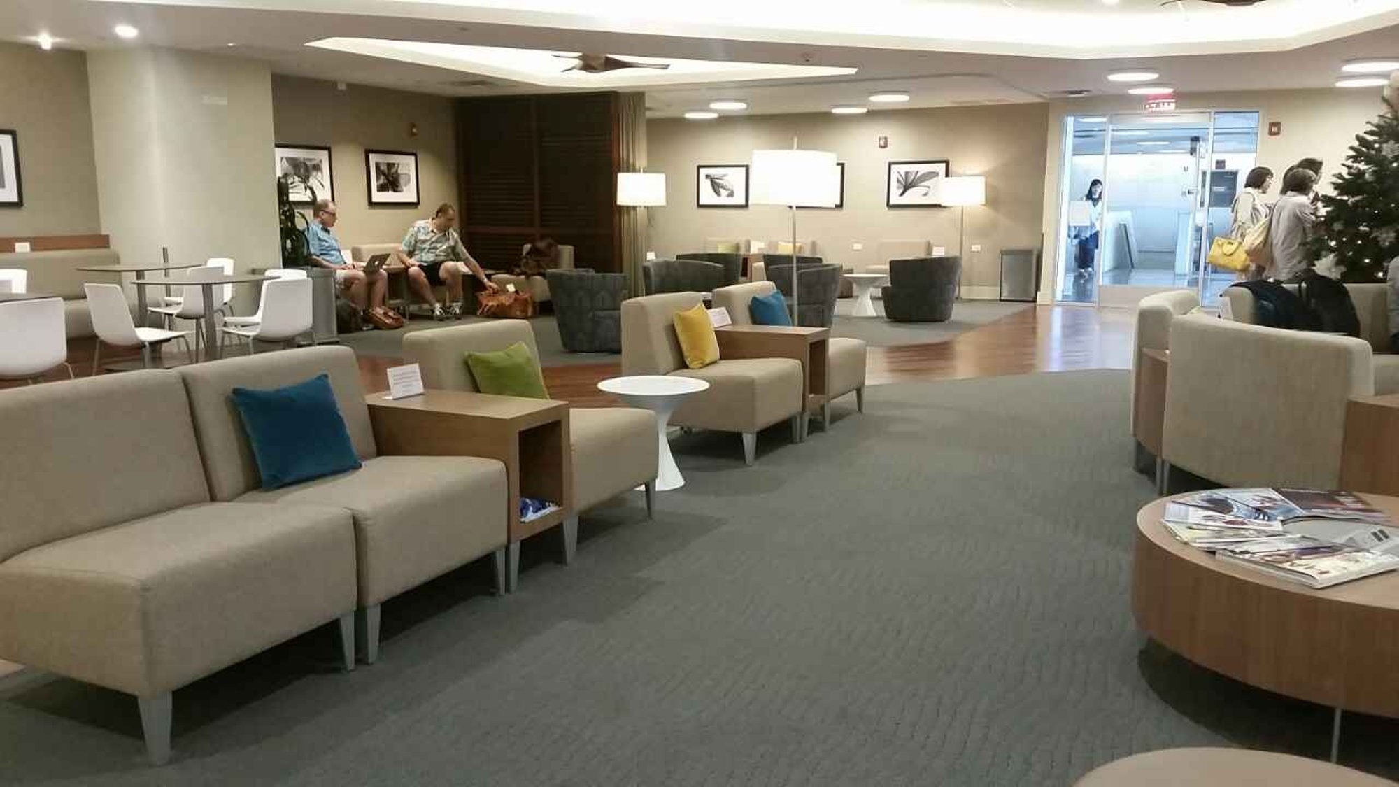 #4 of 5 images of Hawaiian Airlines The Plumeria Lounge (Temporarily Closed)