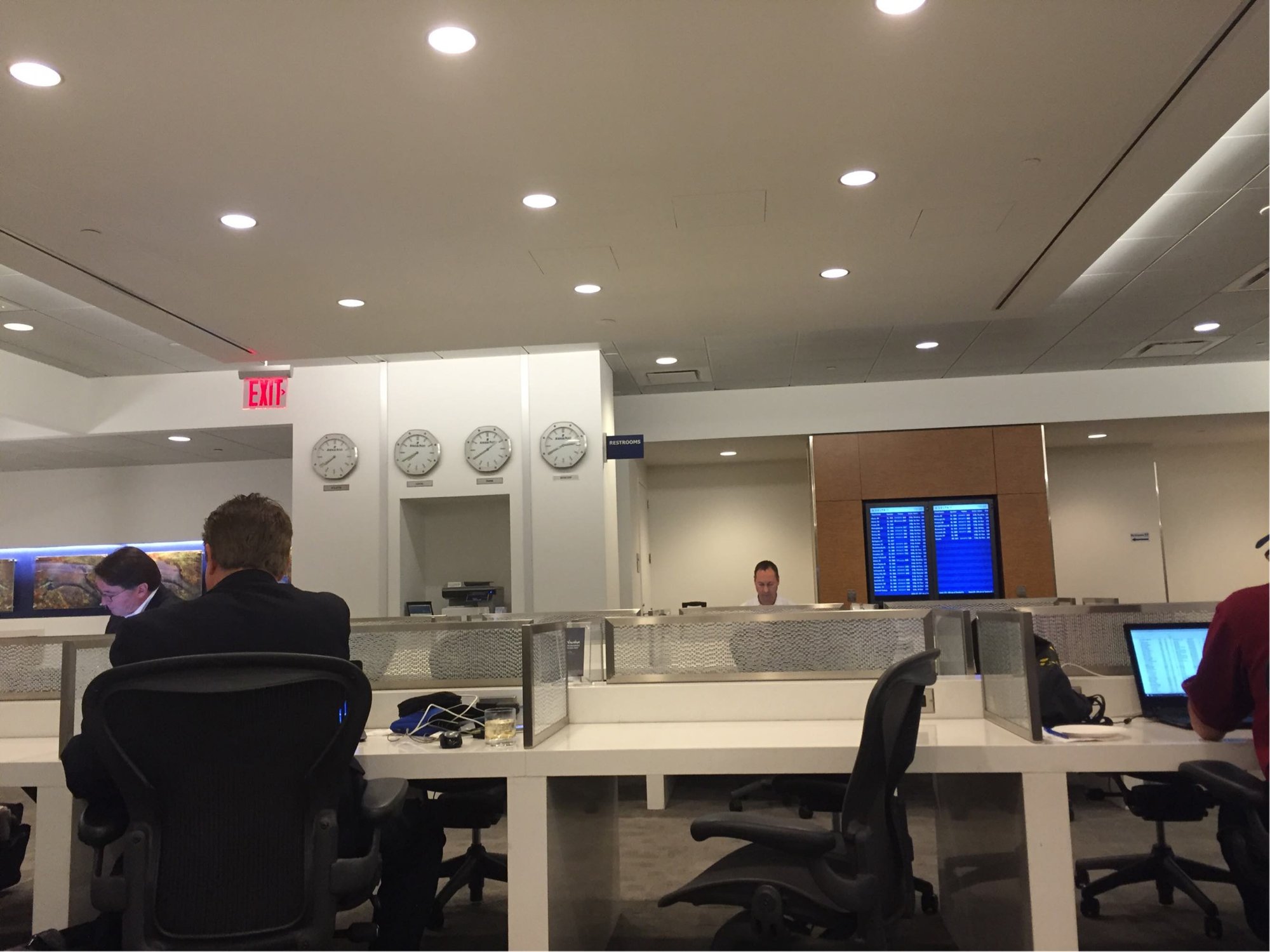 #5 of 5 images of Delta Air Lines Delta Sky Club