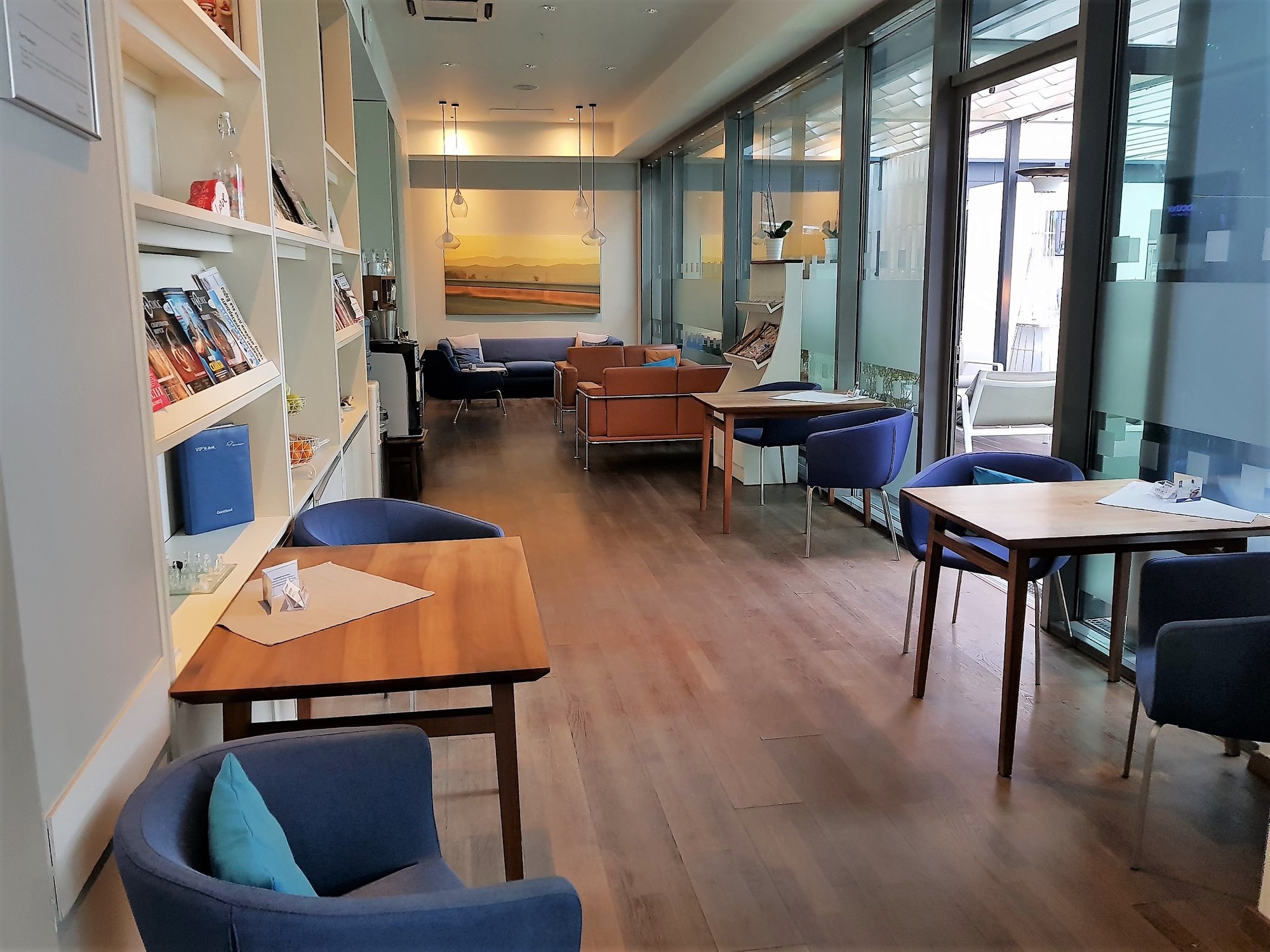 #2 of 5 images of VIP / Business Lounge