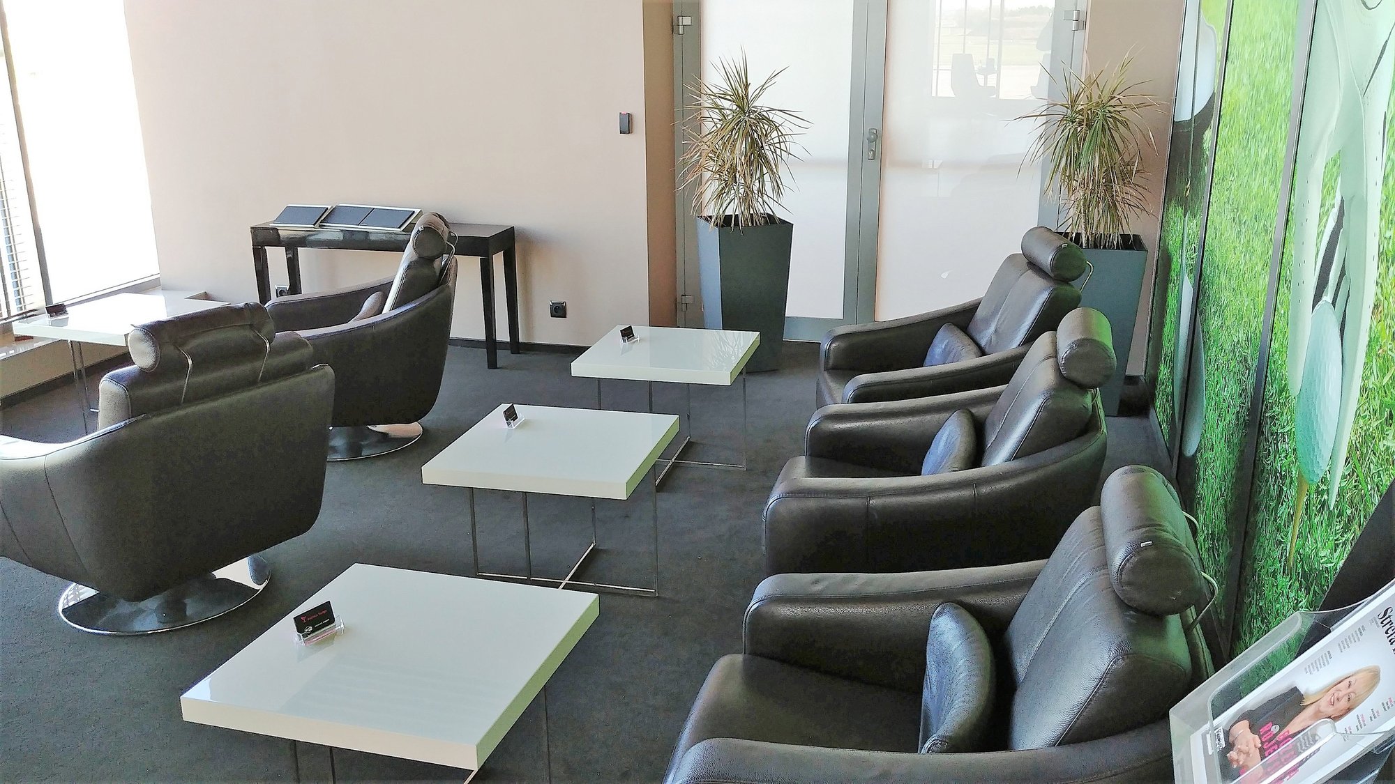 #1 of 5 images of Business Lounge (Temporarily Closed)