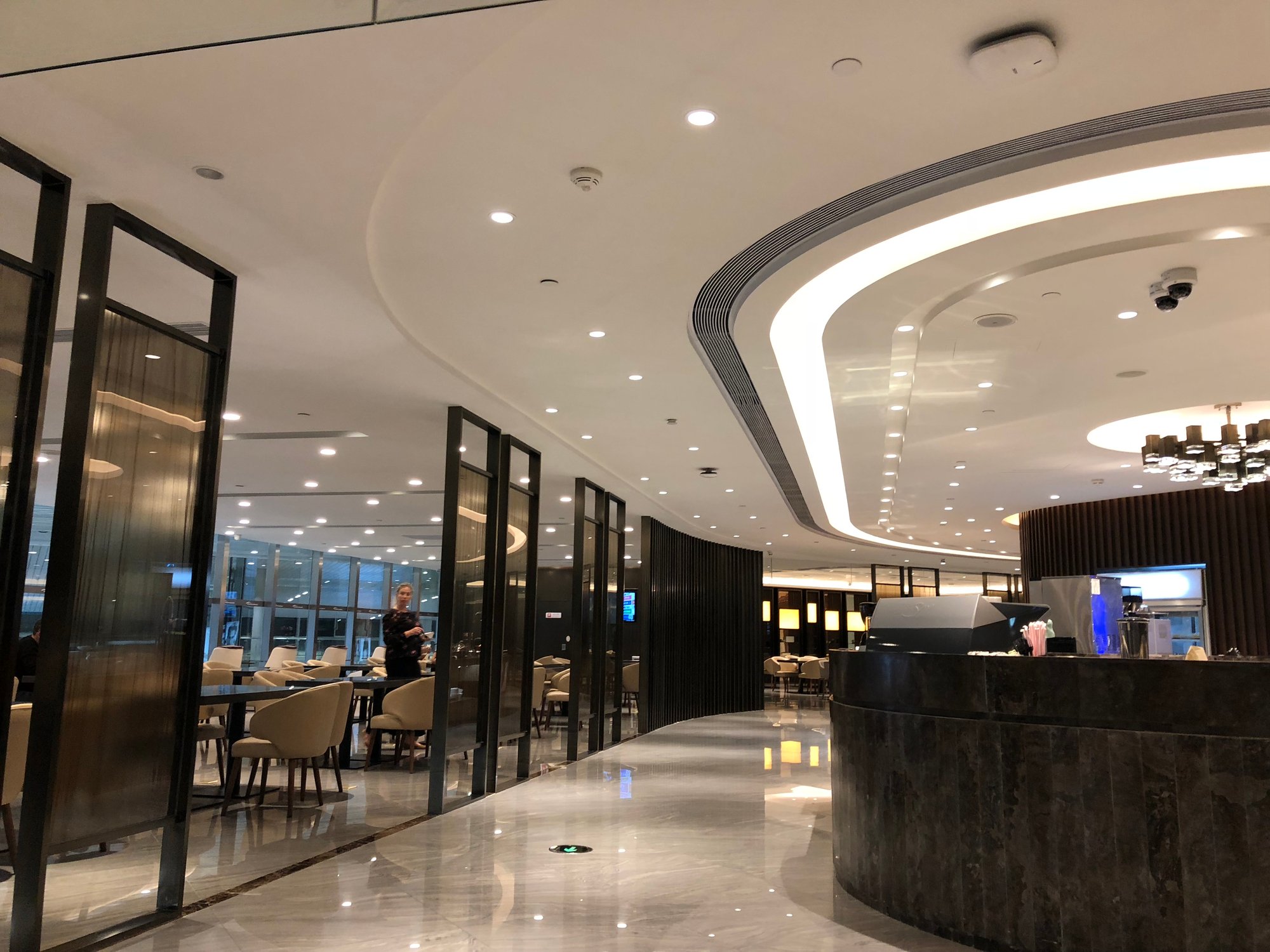 #2 of 5 images of Premium Lounge