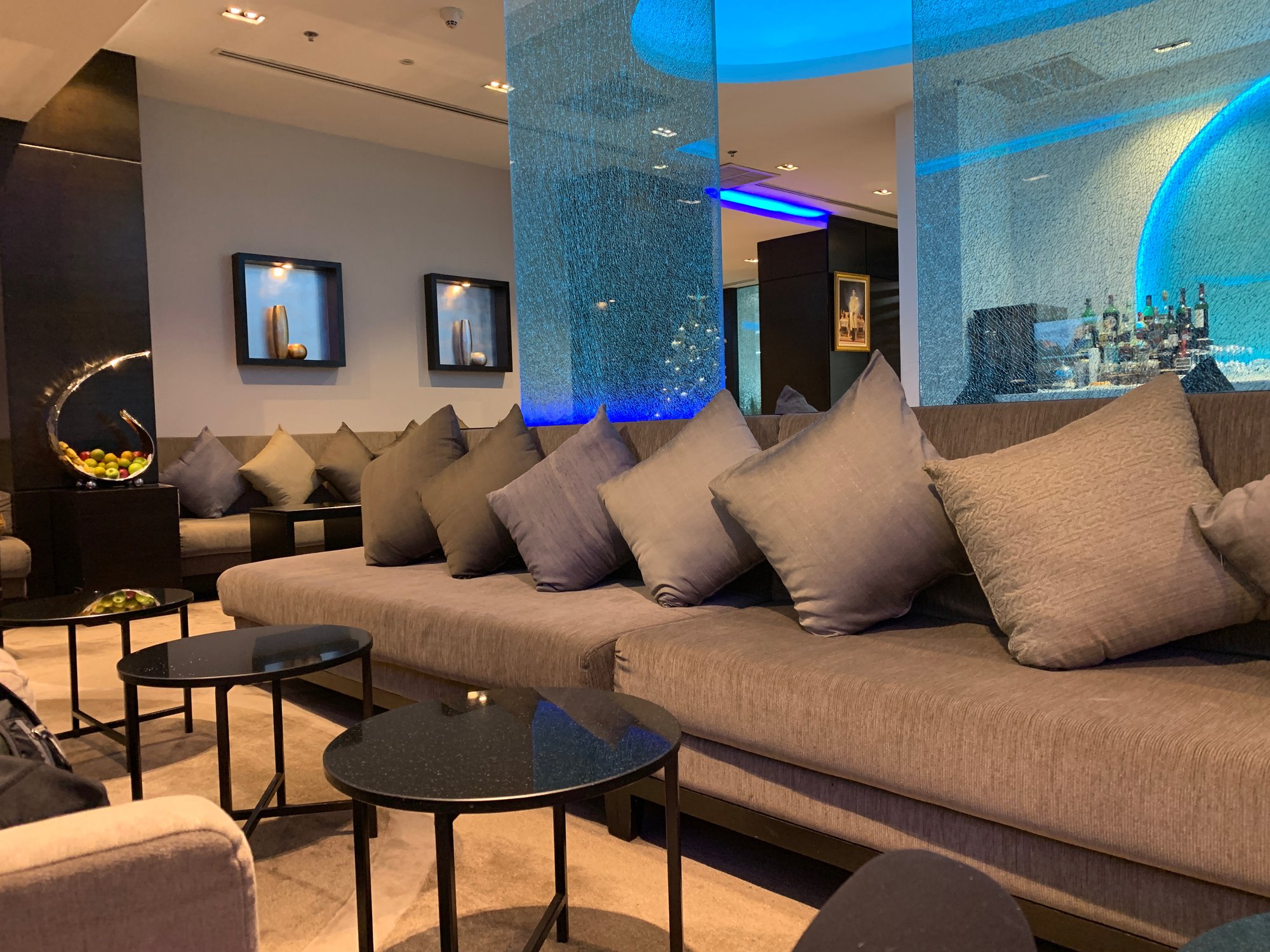 #1 of 5 images of Oman Air First and Business Class Lounge (Temporarily Closed)