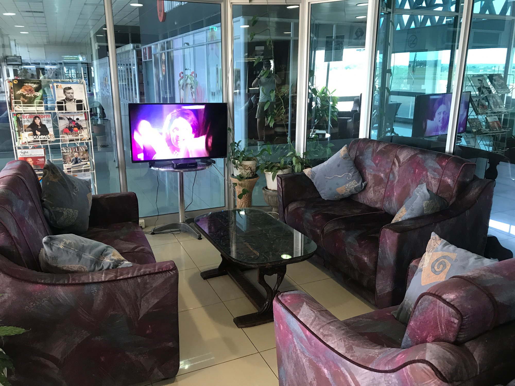 #3 of 5 images of IAPCO Club Lounge