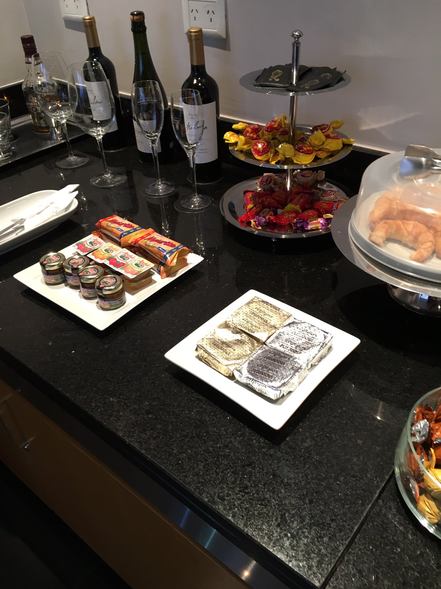 #2 of 5 images of AMAE Lounge Aeroparque