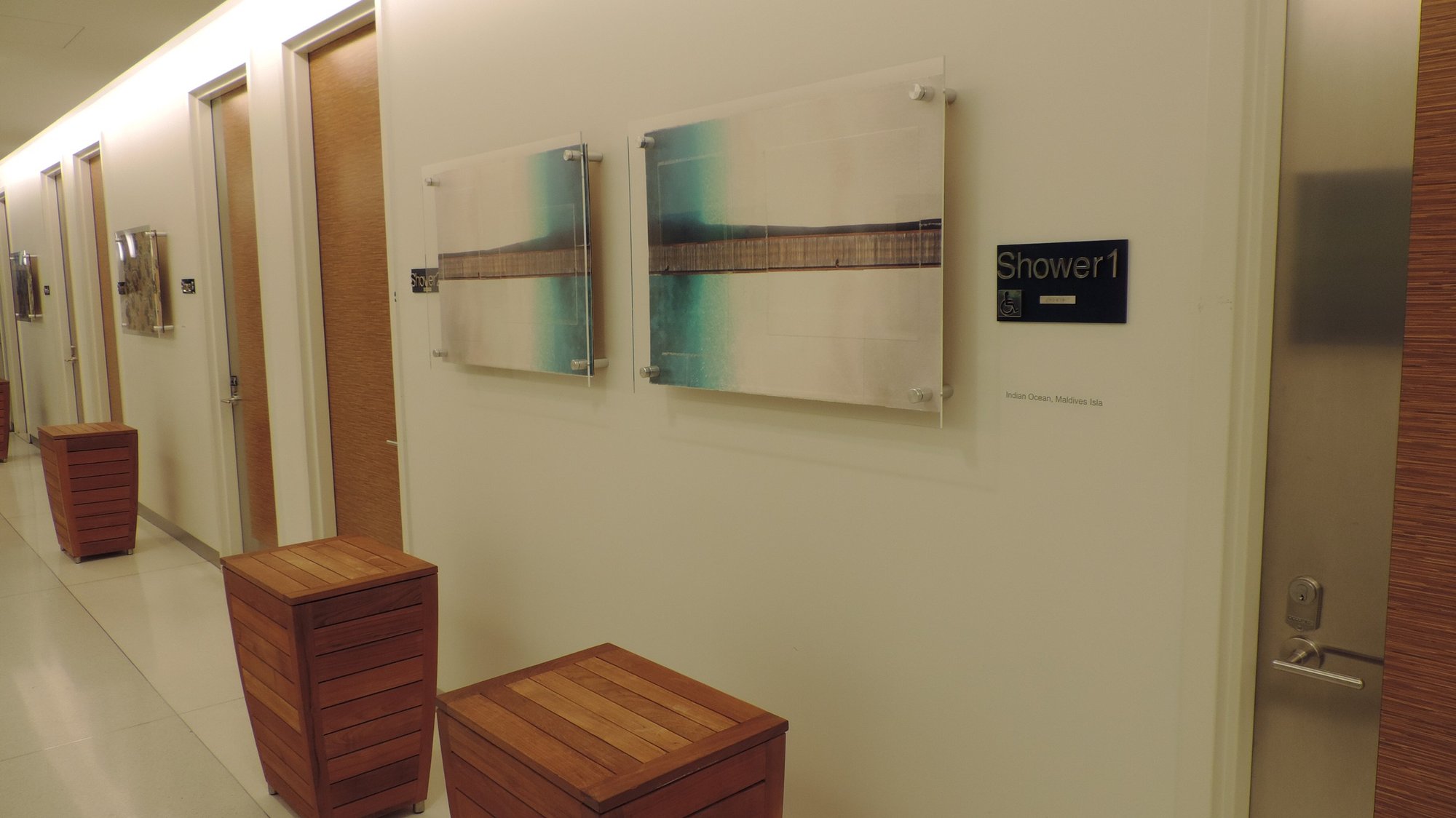 #3 of 5 images of Delta Sky Club