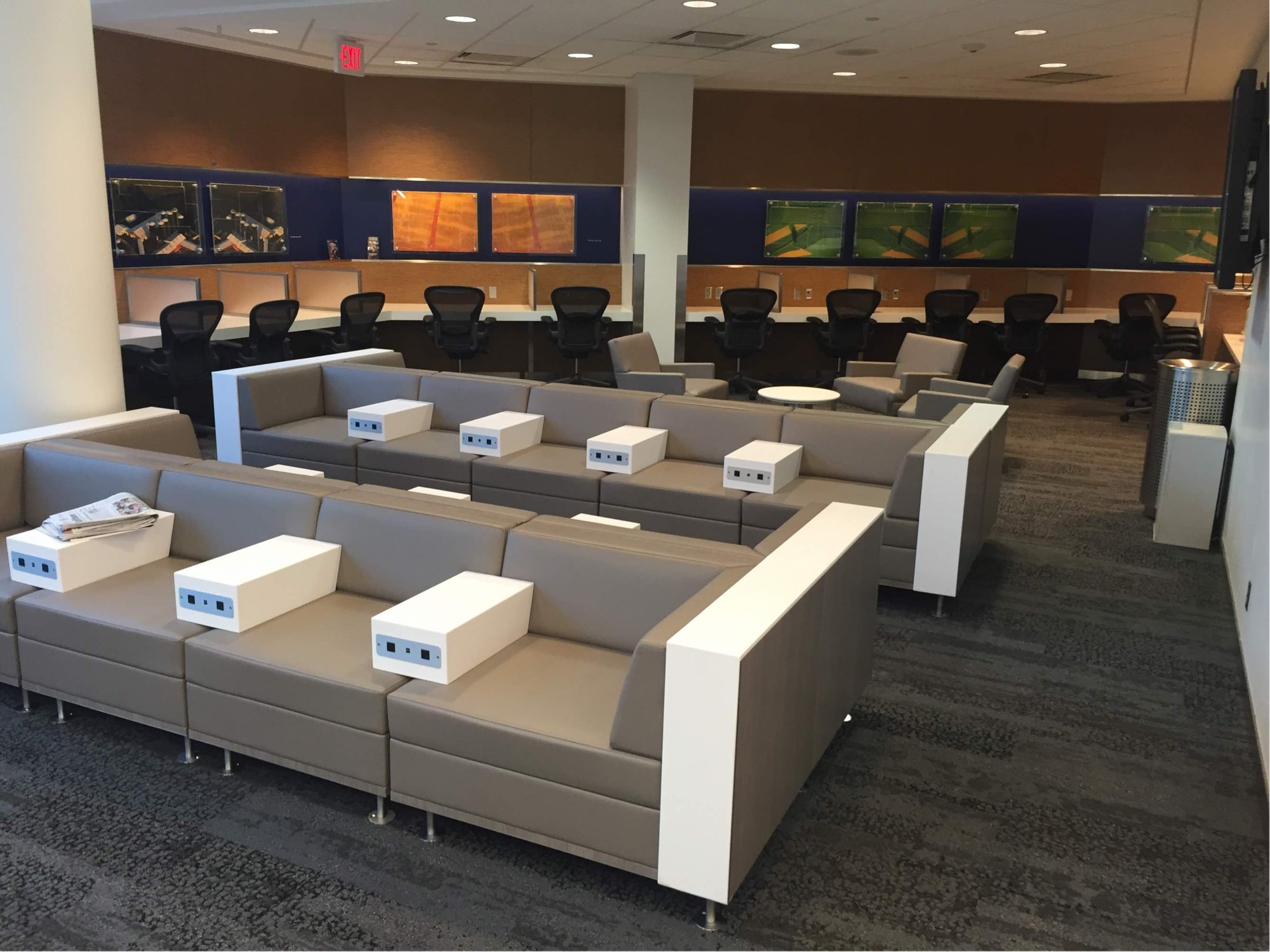 #1 of 5 images of Delta Air Lines Delta Sky Club