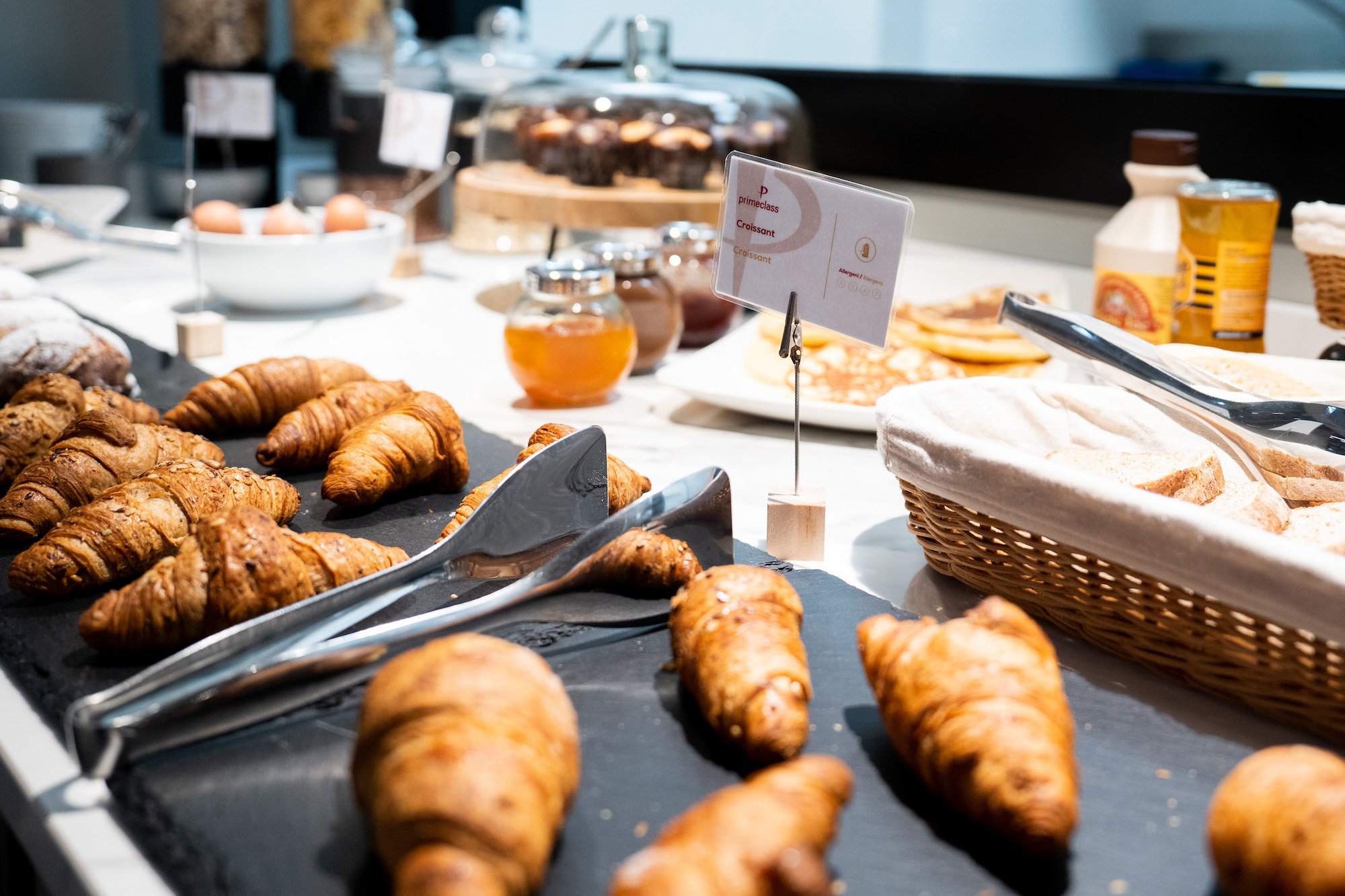 #1 of 5 images of Primeclass Lounge