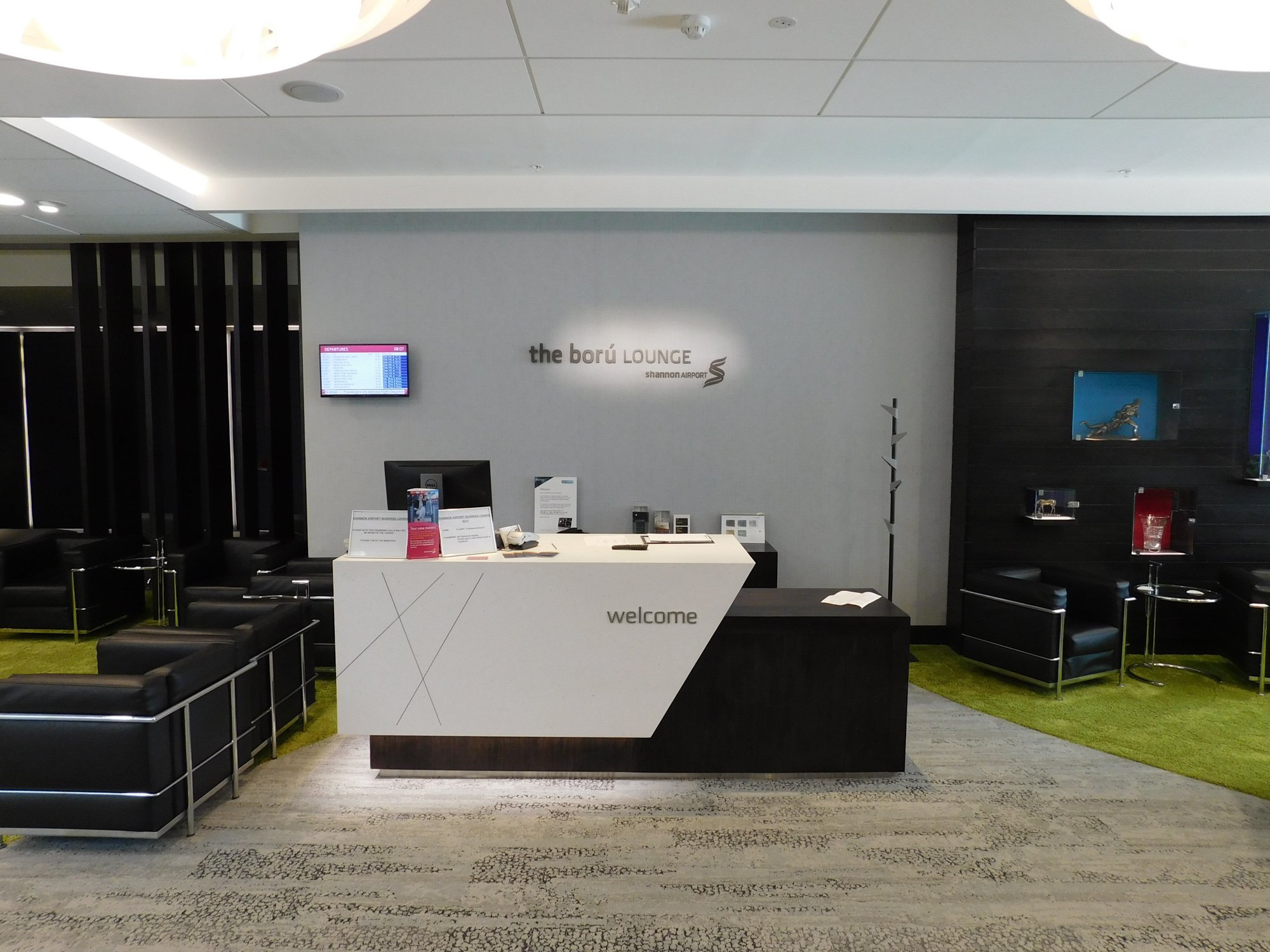 #3 of 5 images of The Ború Lounge