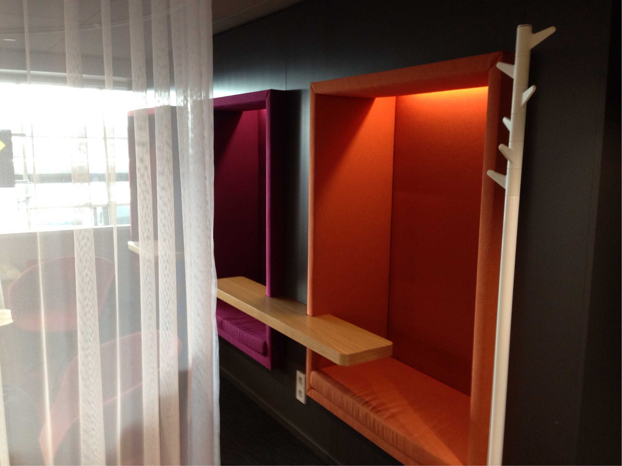 #5 of 5 images of Aspire Lounge (Gate 27)