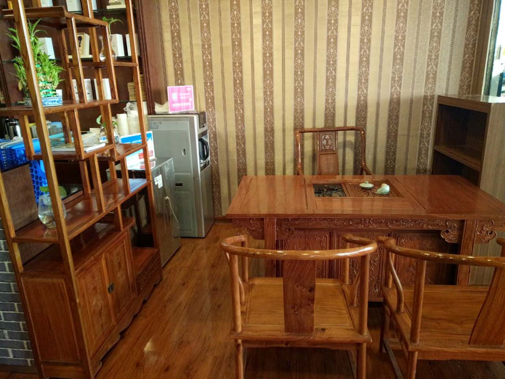 #5 of 5 images of Golden Century VIP Lounge (Temporarily Closed)
