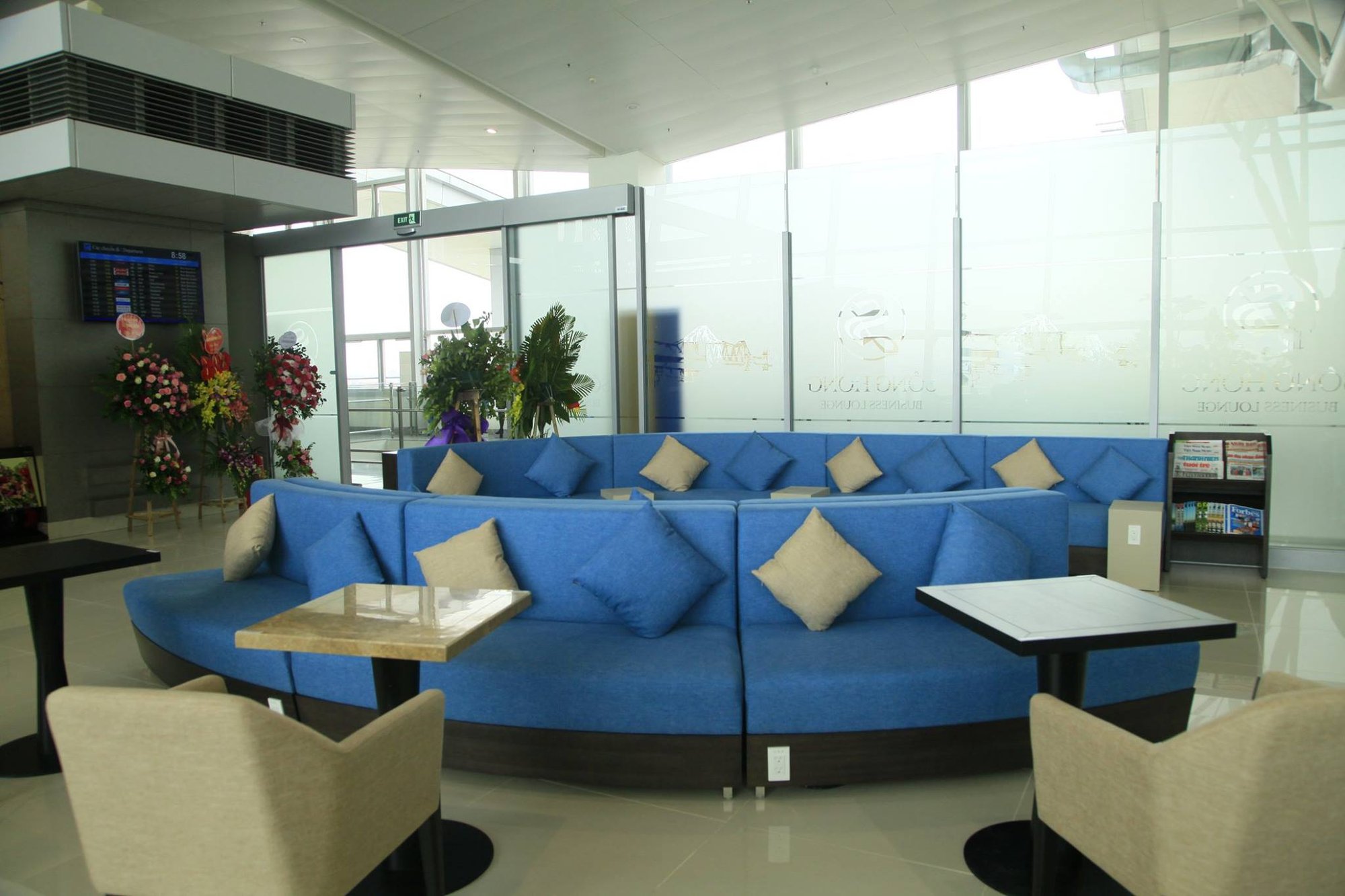 #2 of 5 images of Song Hong Business Lounge (Temporarily Closed)