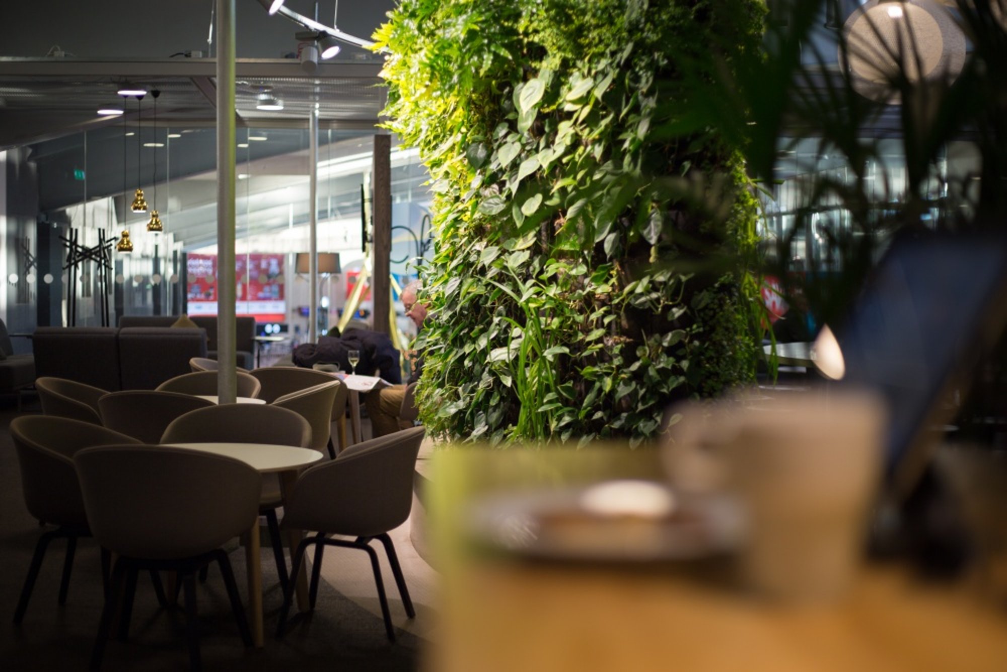 #3 of 5 images of Pearl Lounge