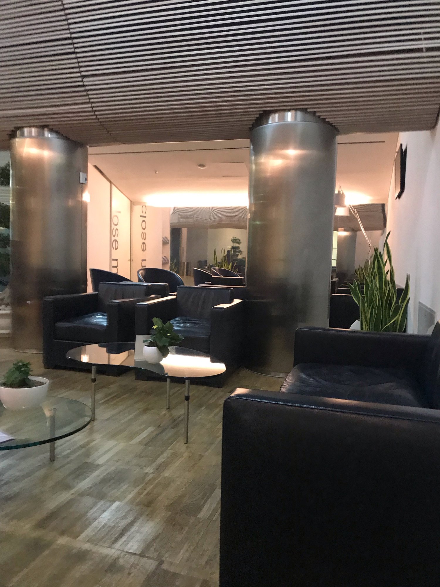 #5 of 5 images of Naples Airport VIP Lounge (Closed For Renovation)