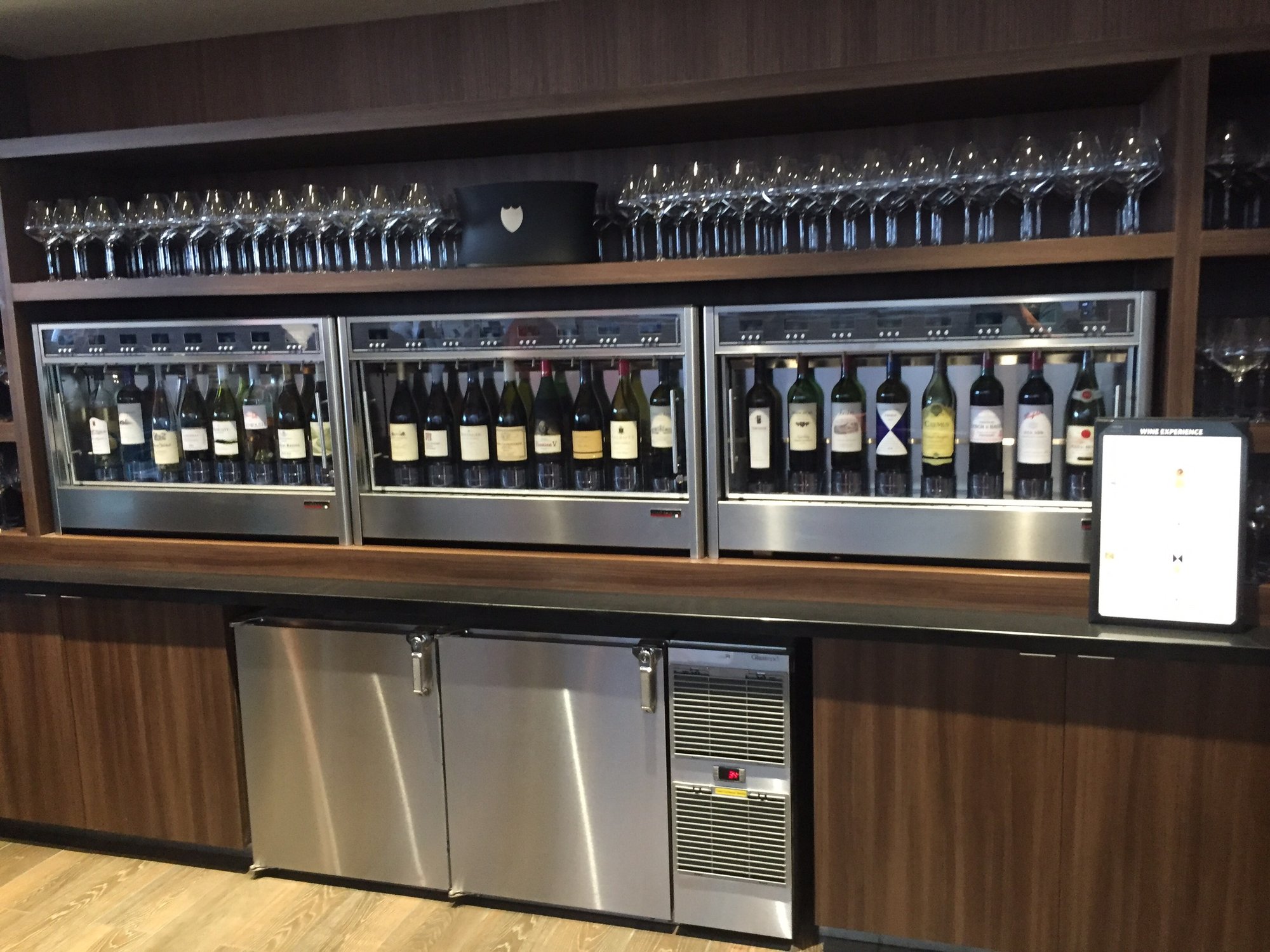 #4 of 5 images of Delta Sky Club (Gate B18)