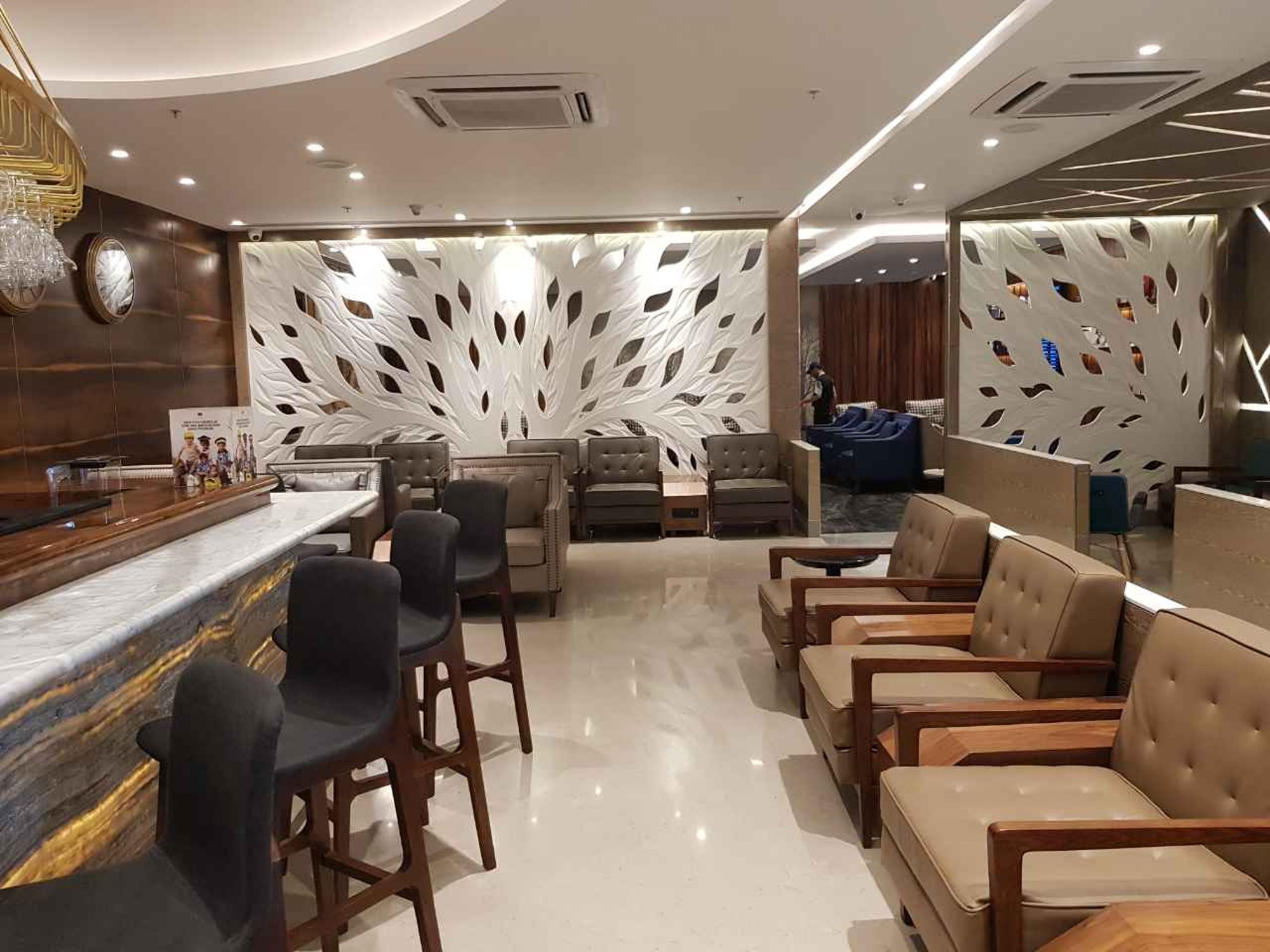 #1 of 5 images of Travel Club Lounge