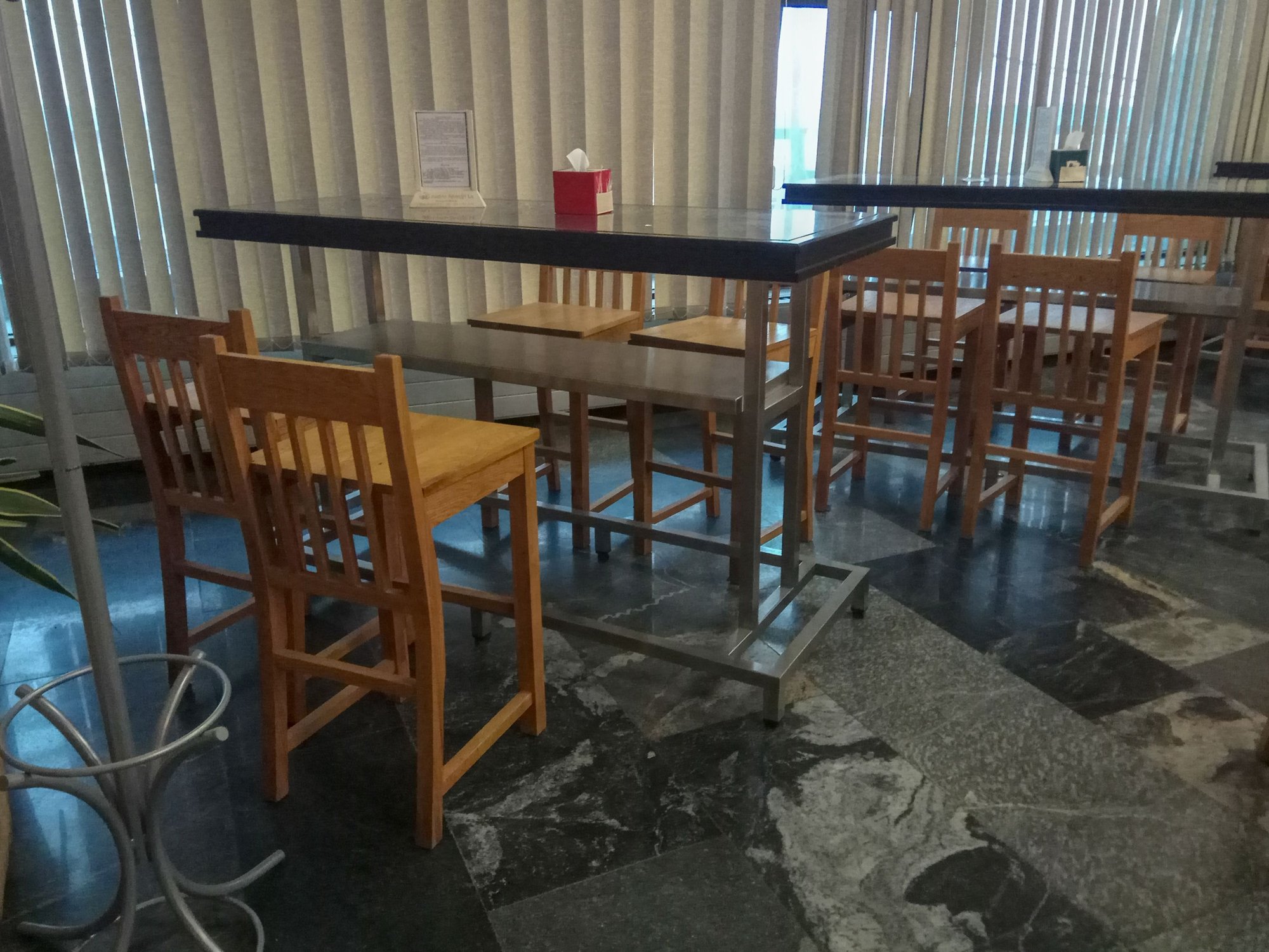 #1 of 5 images of Business Lounge (Domestic)