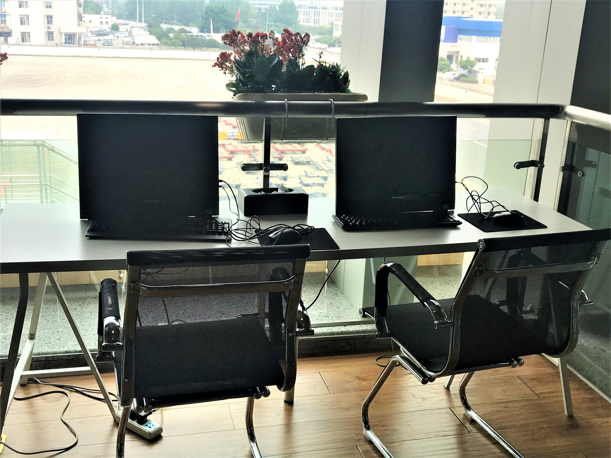 #4 of 5 images of Chengdu Airport First Class Lounge (Gate 101)