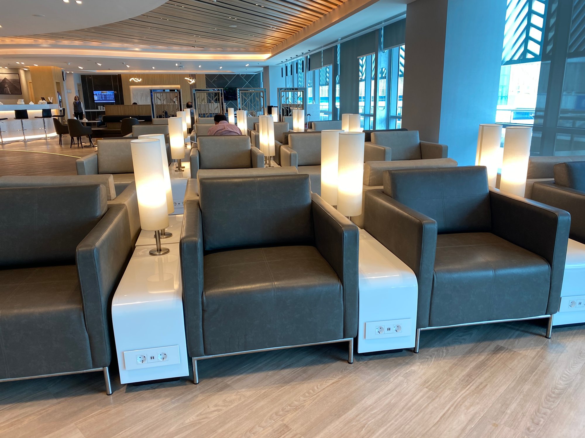 #5 of 5 images of Ahlein Premium Lounge