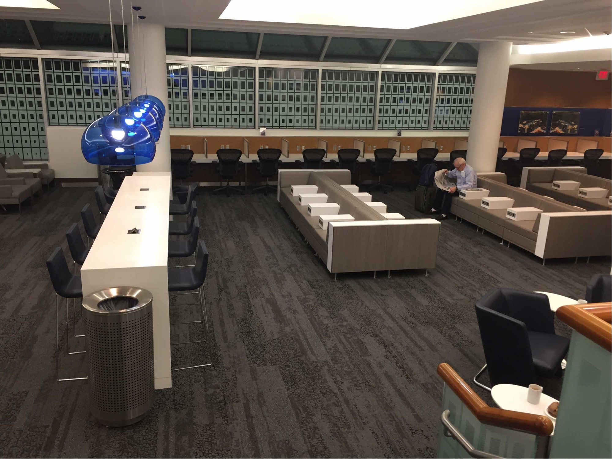 #5 of 5 images of Delta Air Lines Delta Sky Club