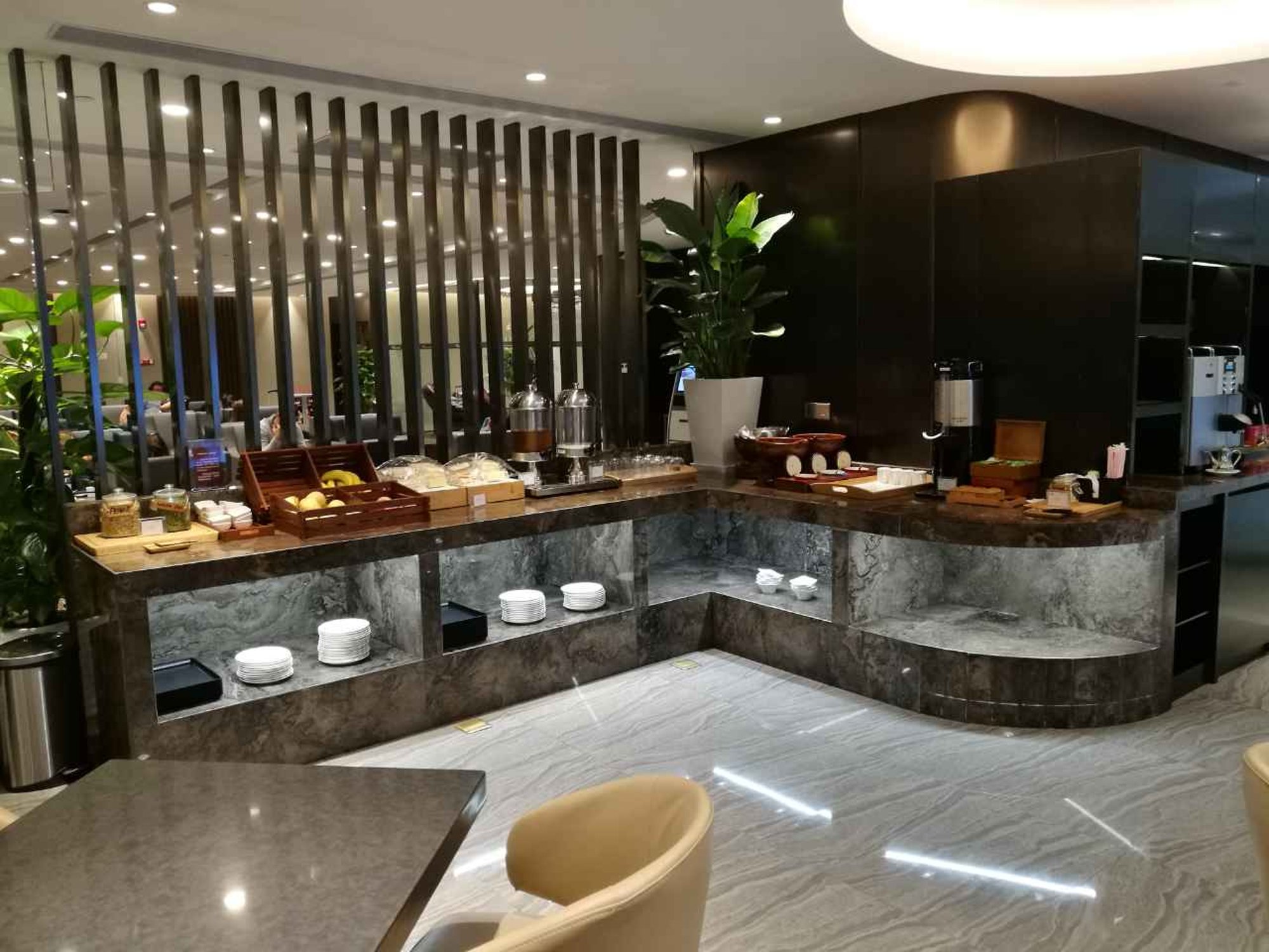 #3 of 5 images of Premium Lounge