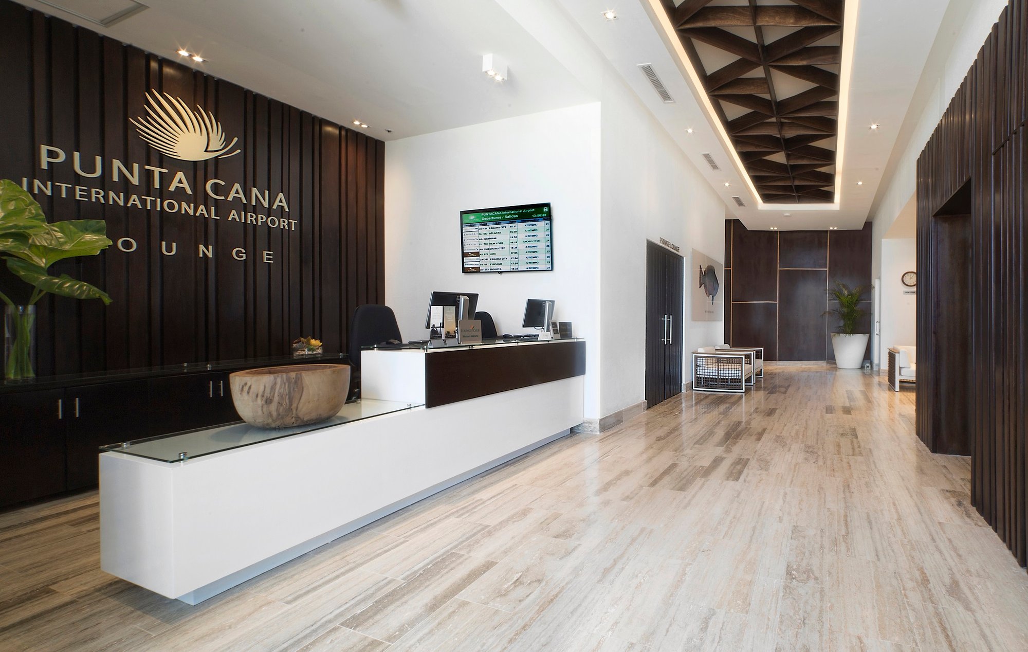 #5 of 5 images of VIP Lounge (Departures)