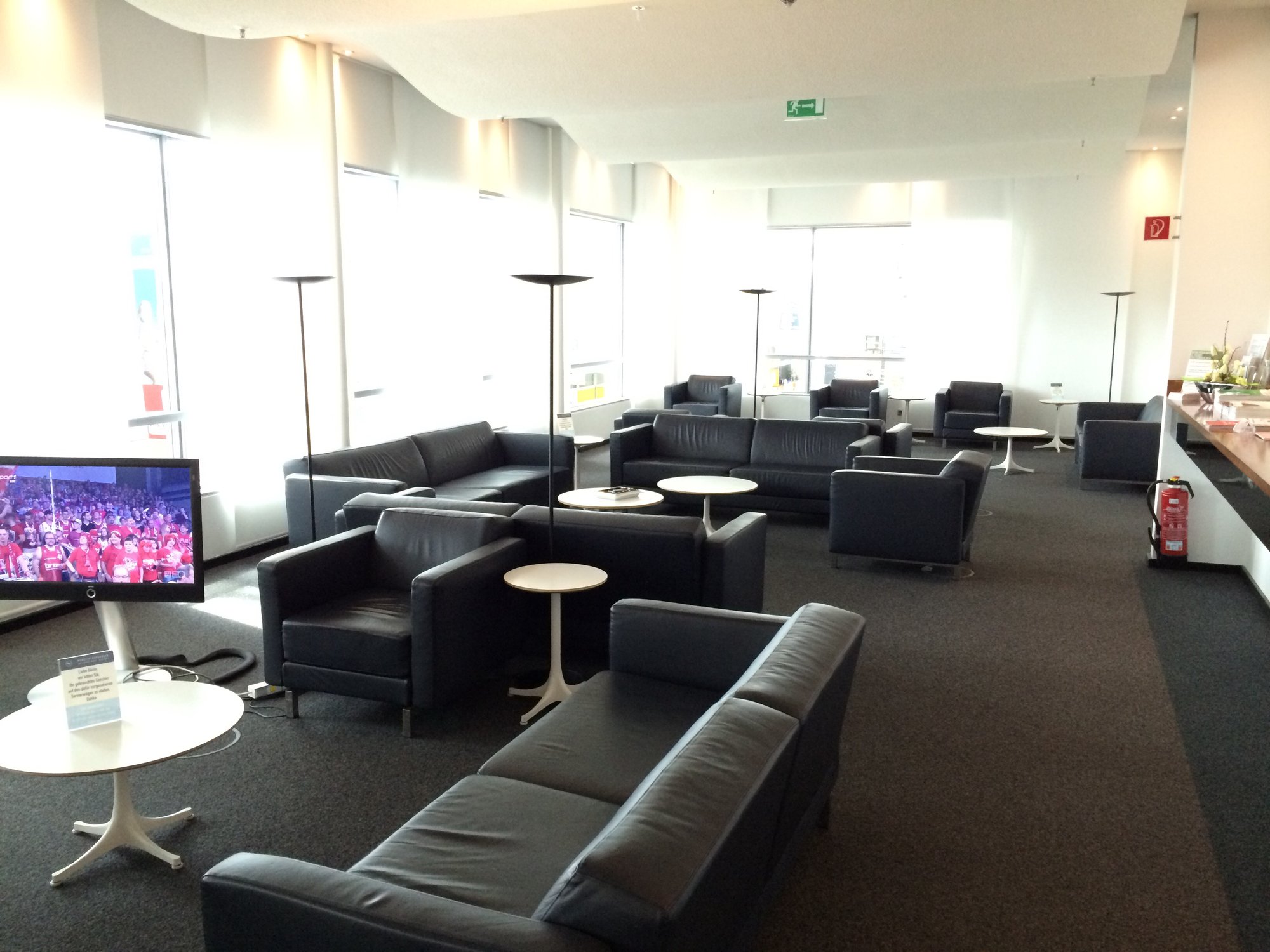 #1 of 4 images of Relax Lounge