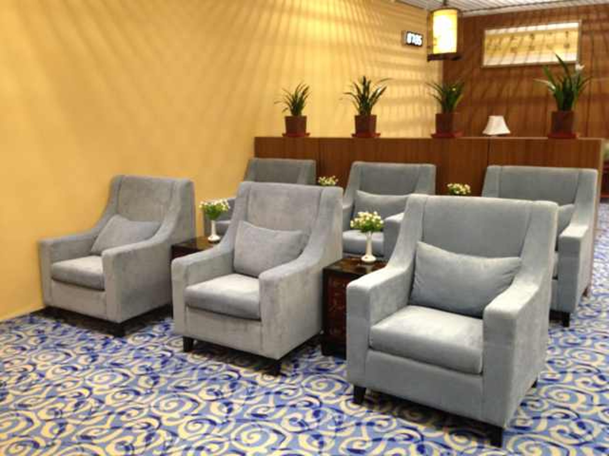 #1 of 5 images of Golden Century VIP Lounge (Gate 14) (Temporarily Closed)