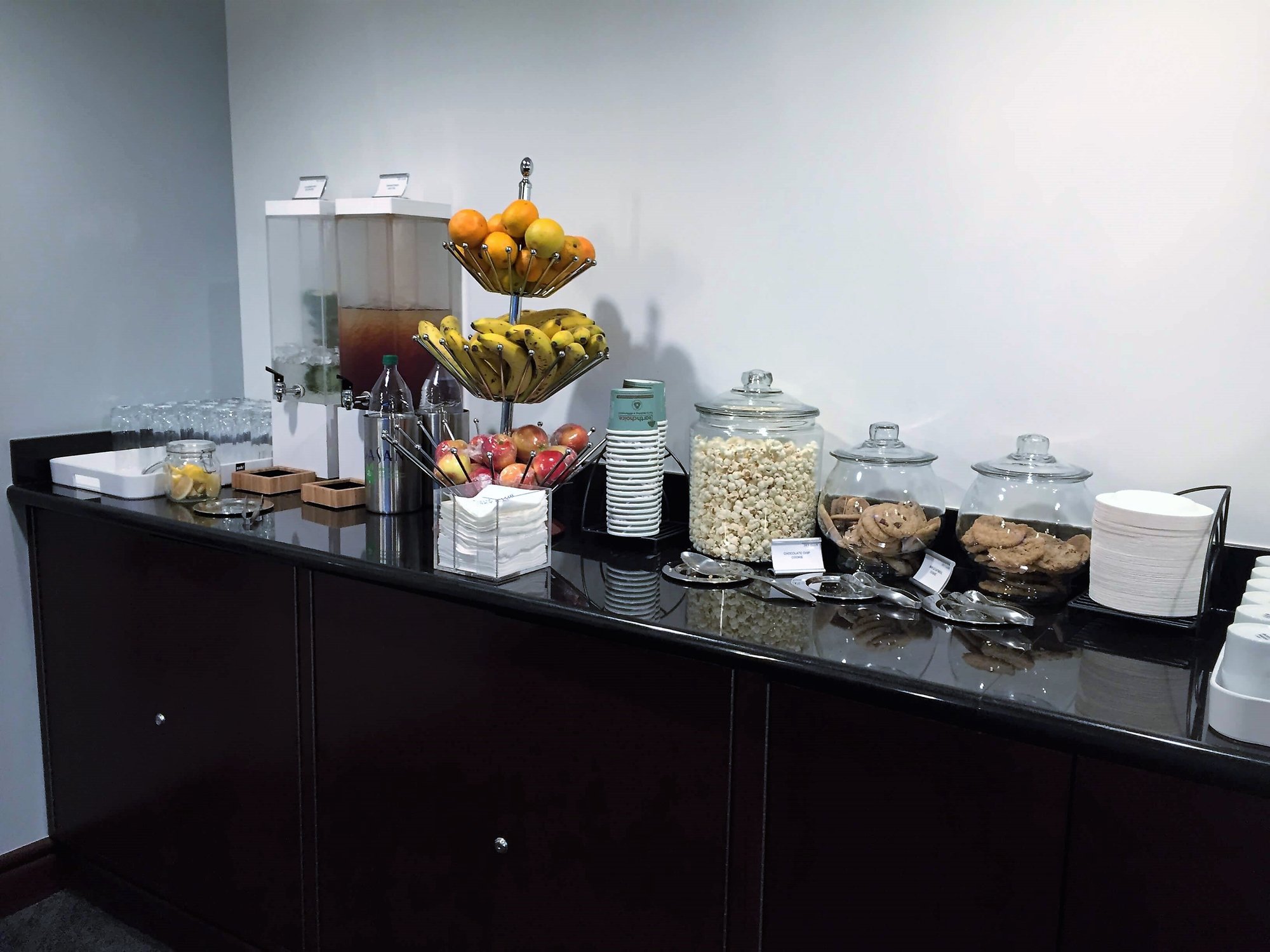 #4 of 5 images of Delta Sky Club