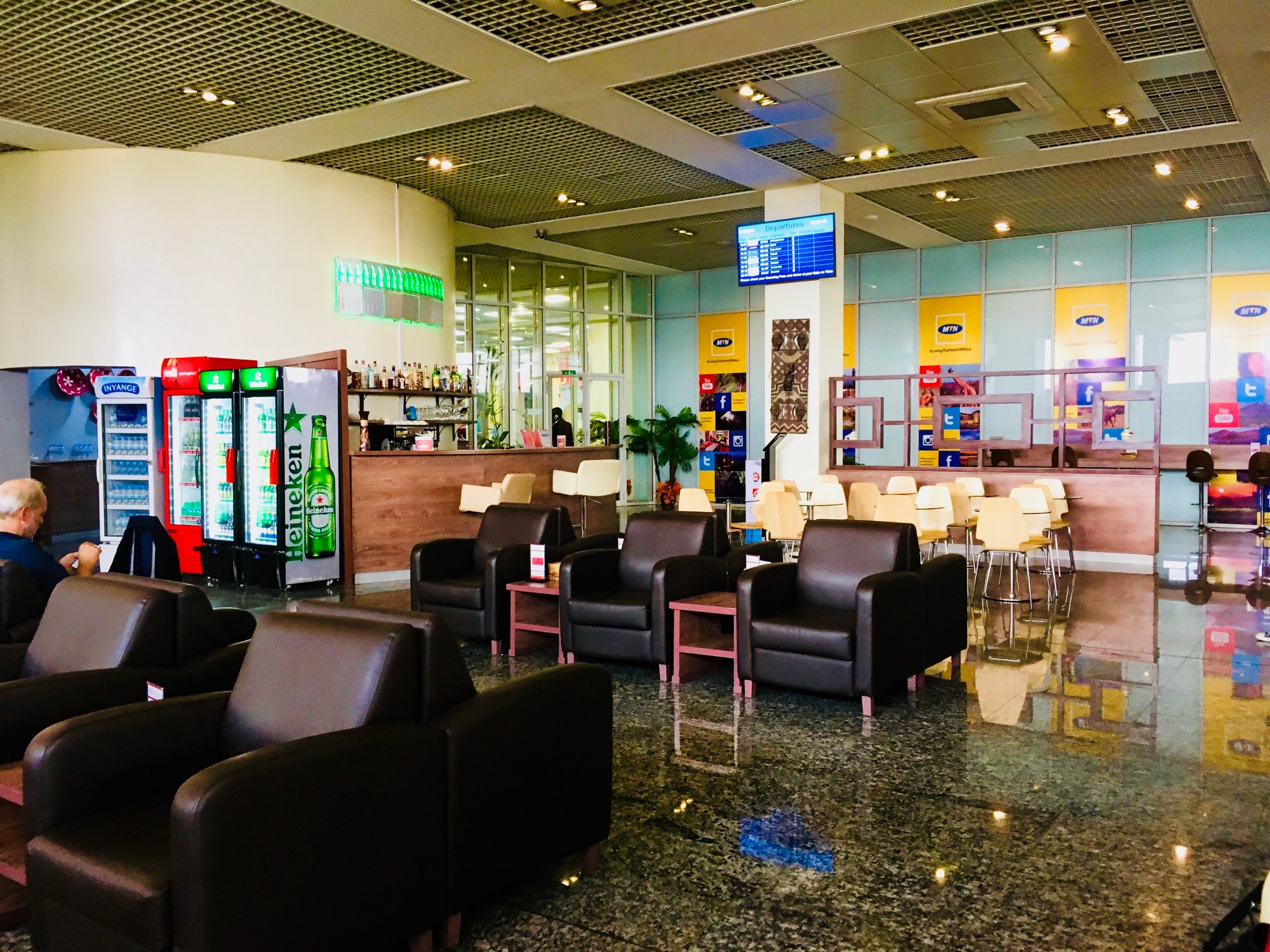 #2 of 5 images of Pearl Lounge (Temporarily Closed)